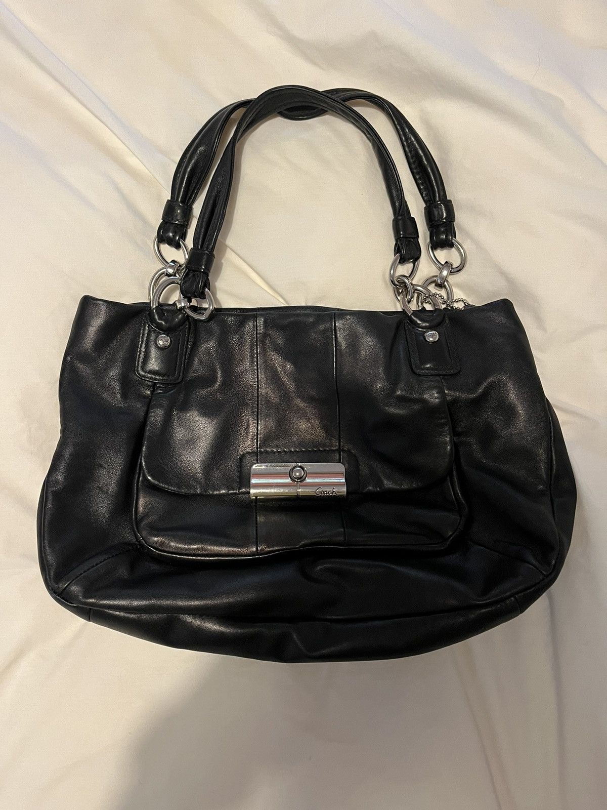 Coach Coach black leather handbag Size ONE SIZE - 1 Thumbnail