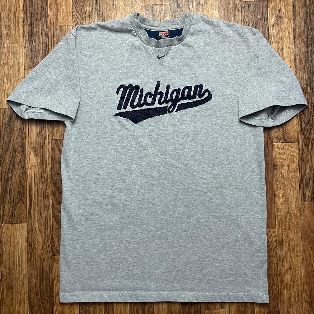 Nike Nike Michigan Shirt Michigan Center Swoosh Grey Large Size US L / EU 52-54 / 3 - 1 Thumbnail