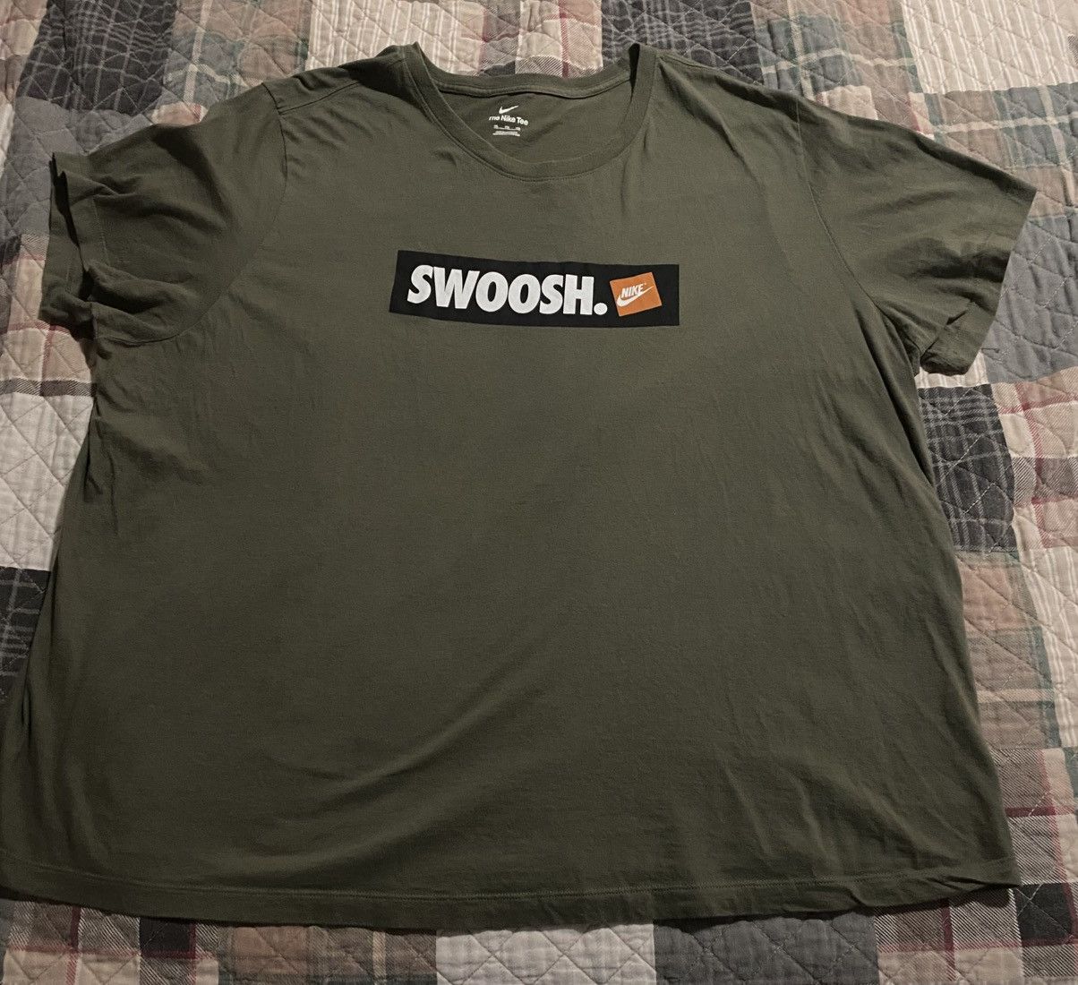 Nike Nike Box Swoosh Tee XXXL Size US XXL / EU 58 / 5 - 1 Thumbnail