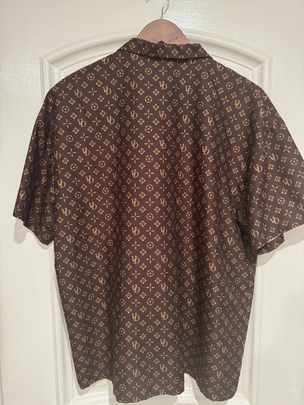 Vandy The Pink Vandy the Pink Louis Vuitton bootleg shirt Size US M / EU 48-50 / 2 - 2 Thumbnail