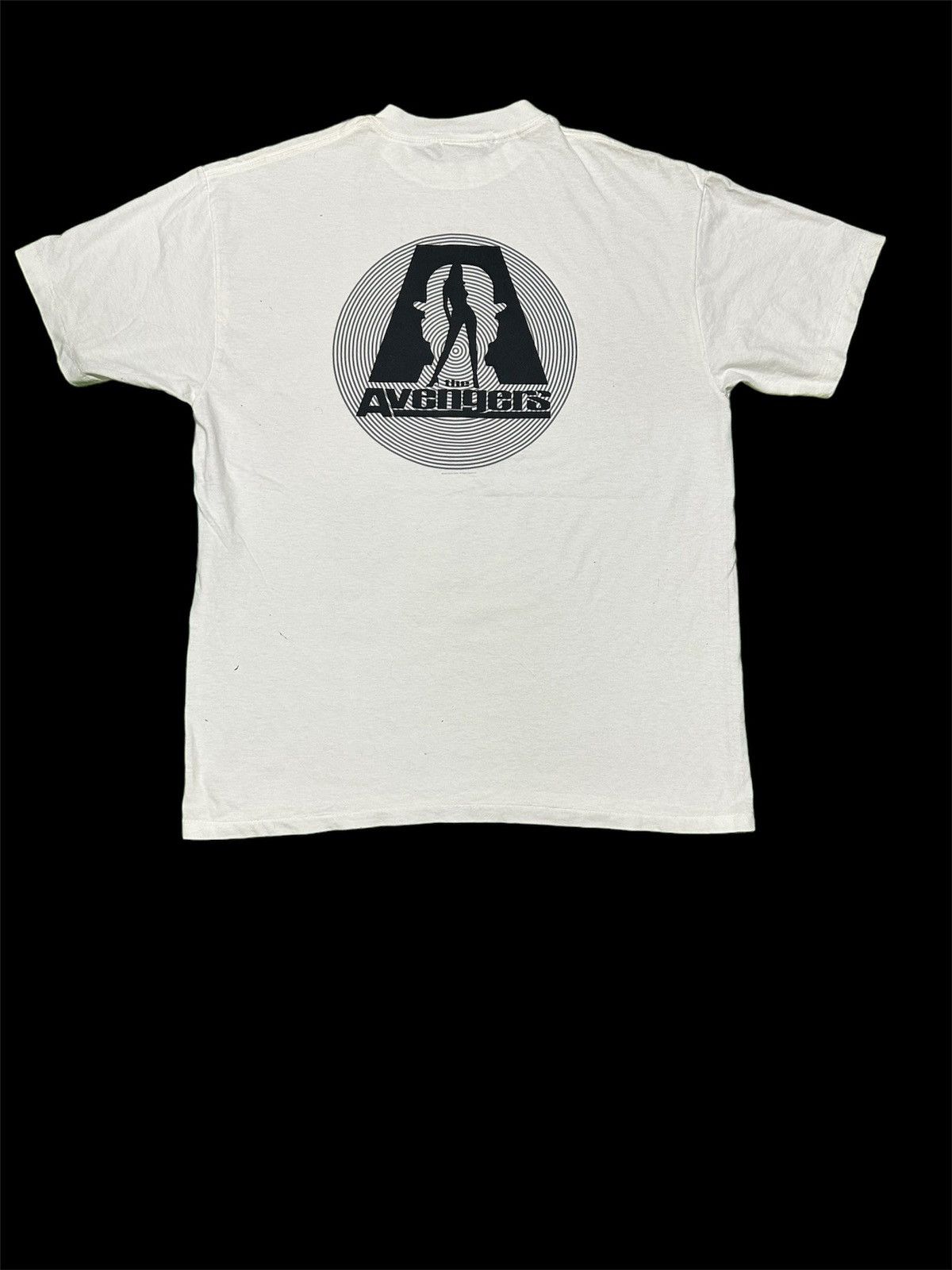 Vintage Vtg 90s The Avengers cat woman movie tee Size US XL / EU 56 / 4 - 2 Thumbnail