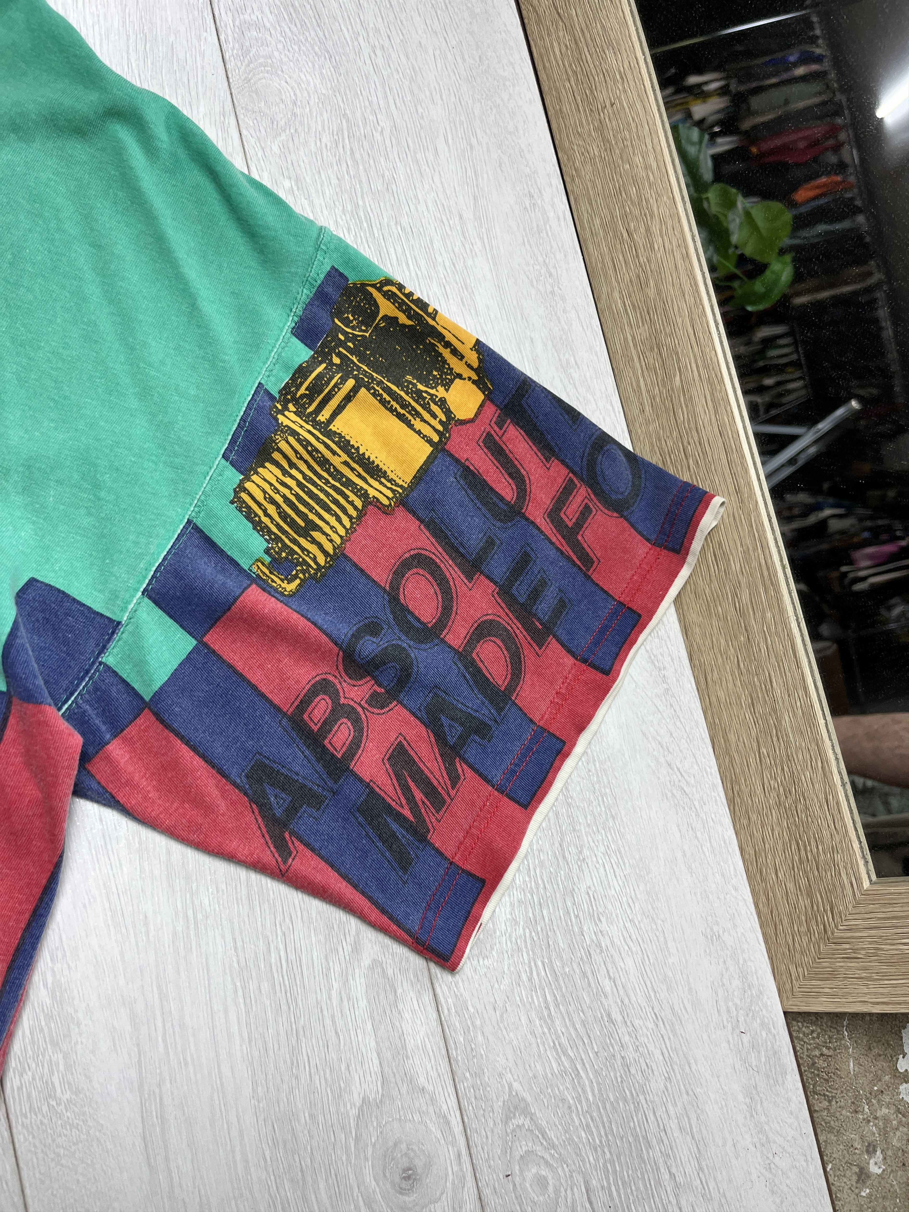 Vintage 1980s VINTAGE SPARK PLUG ALL OVER PRINT FADED TEE - 835 Size US XXL / EU 58 / 5 - 3 Thumbnail