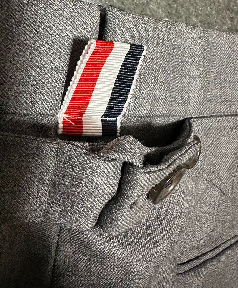 Thom Browne Thom Browne Midsize classic trousers Size 26" / US 2 / IT 38 - 8 Thumbnail