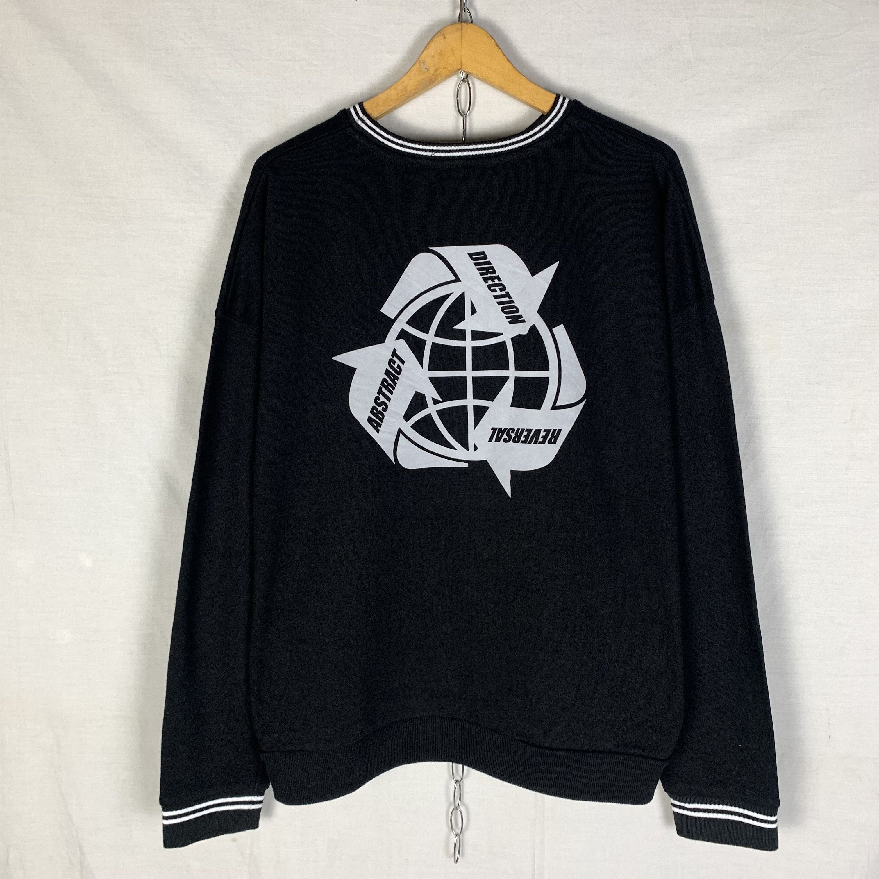 Japanese Brand Japanese Brand Sweatshirt 3M Reflective Crewneck Size US L / EU 52-54 / 3 - 1 Thumbnail