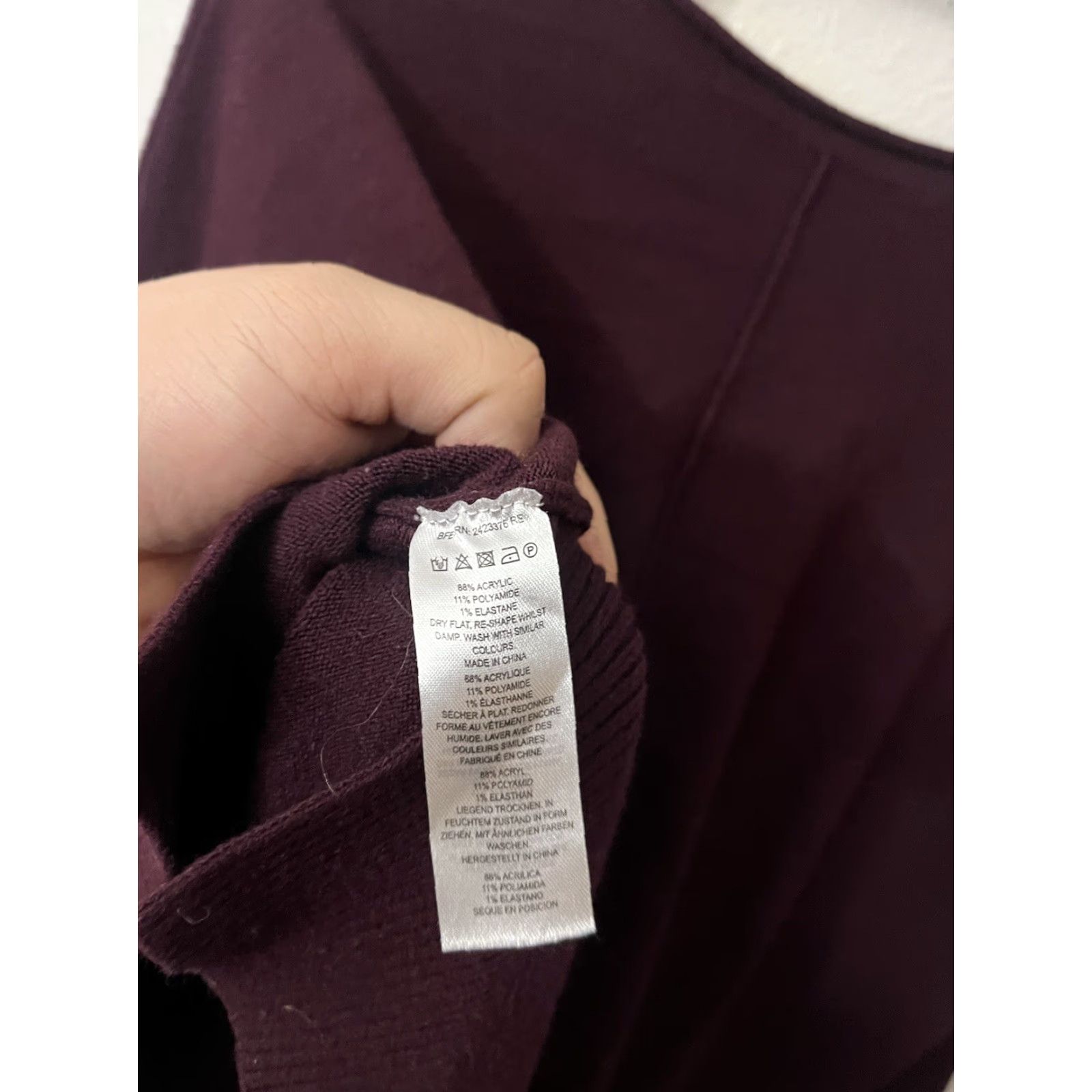 French Connection VINTAGE French Connection Women's Sweater Roll Neck Long Sleeve City Pattern Size L Burgundy All Seasons Size L / US 10 / IT 46 - 4 Thumbnail