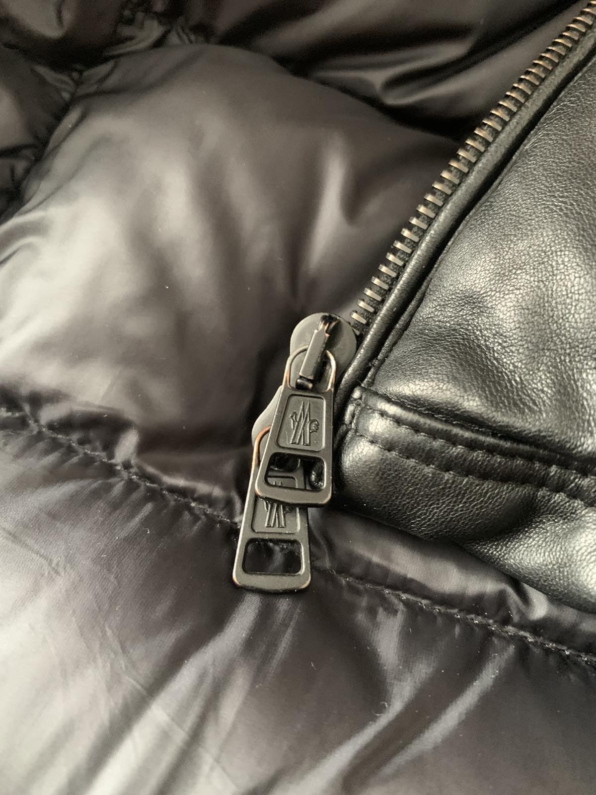 Moncler 🔥🔥 5000$ Moncler Gebroulaz Leather Puffer Jacker Size US L / EU 52-54 / 3 - 7 Thumbnail
