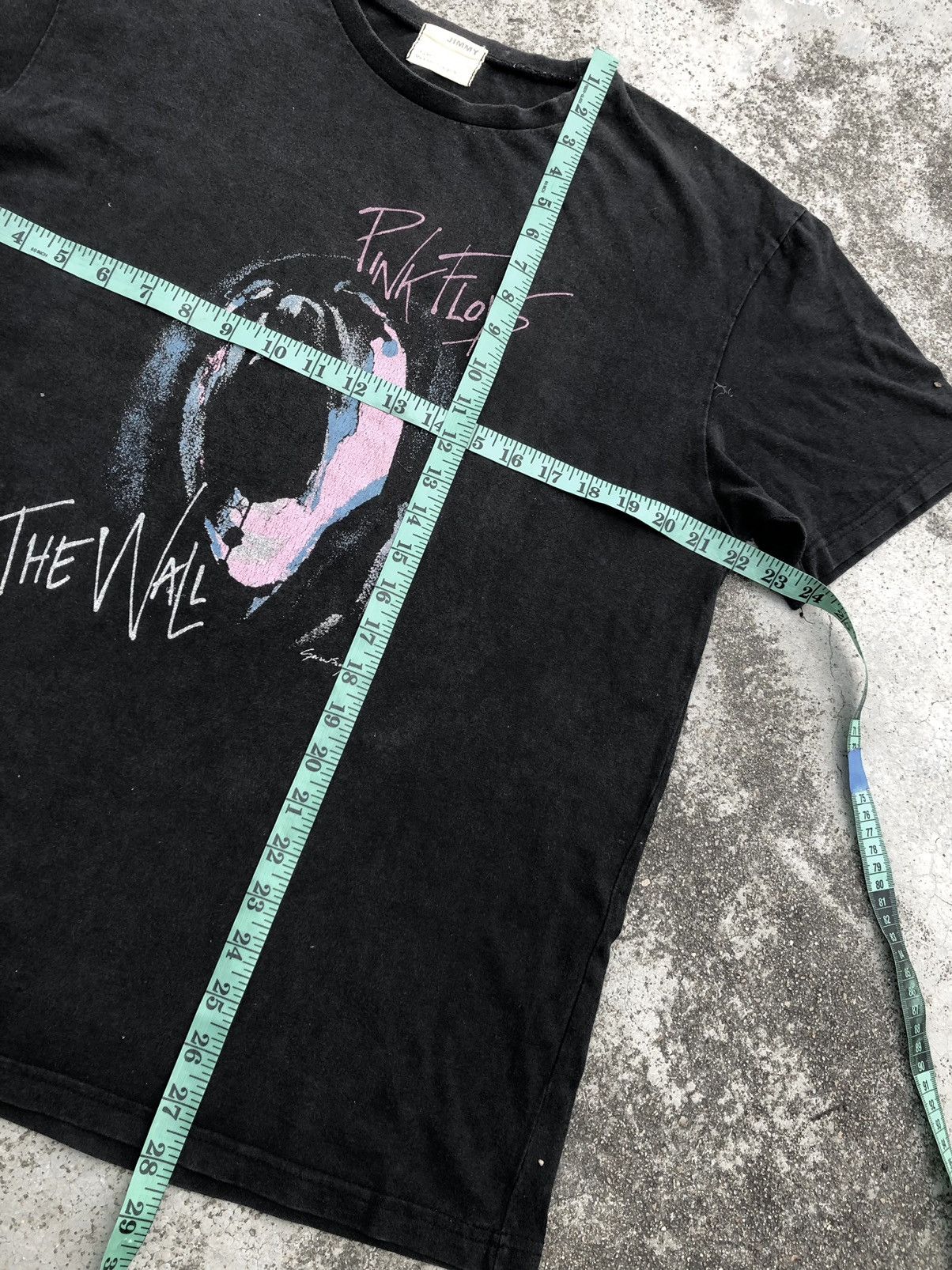 Band Tees PINK FLOYD THE WALL BLACK FADED TEE Size US XL / EU 56 / 4 - 8 Thumbnail