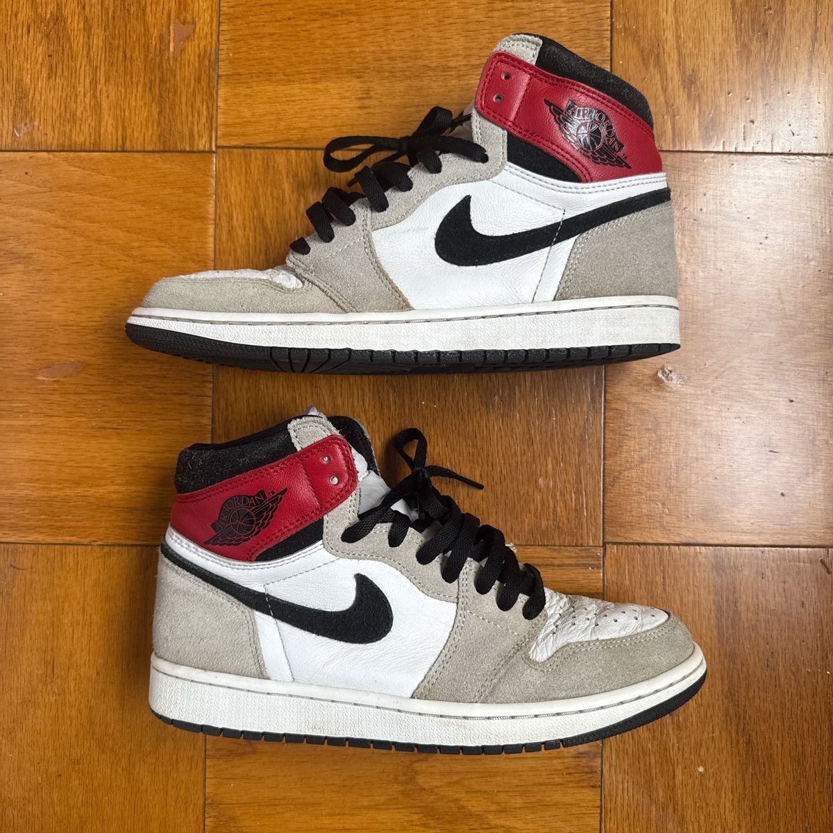 Jordan Brand Jordan 1 Retro High Light Smoke Grey Size US 9 / EU 42 - 1 Thumbnail