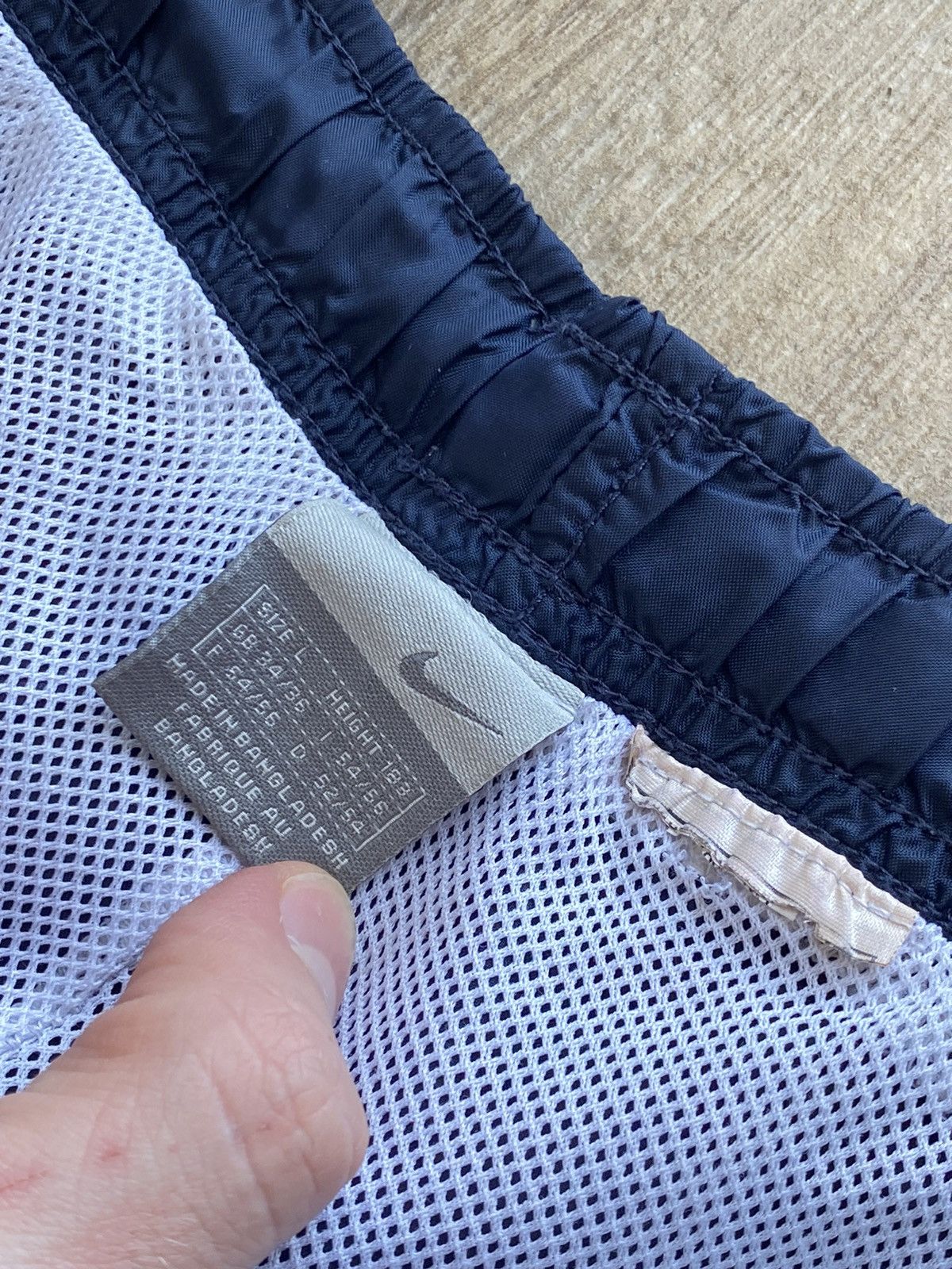 Nike Vintage Nike Track Pants Size US 34 / EU 50 - 4 Thumbnail