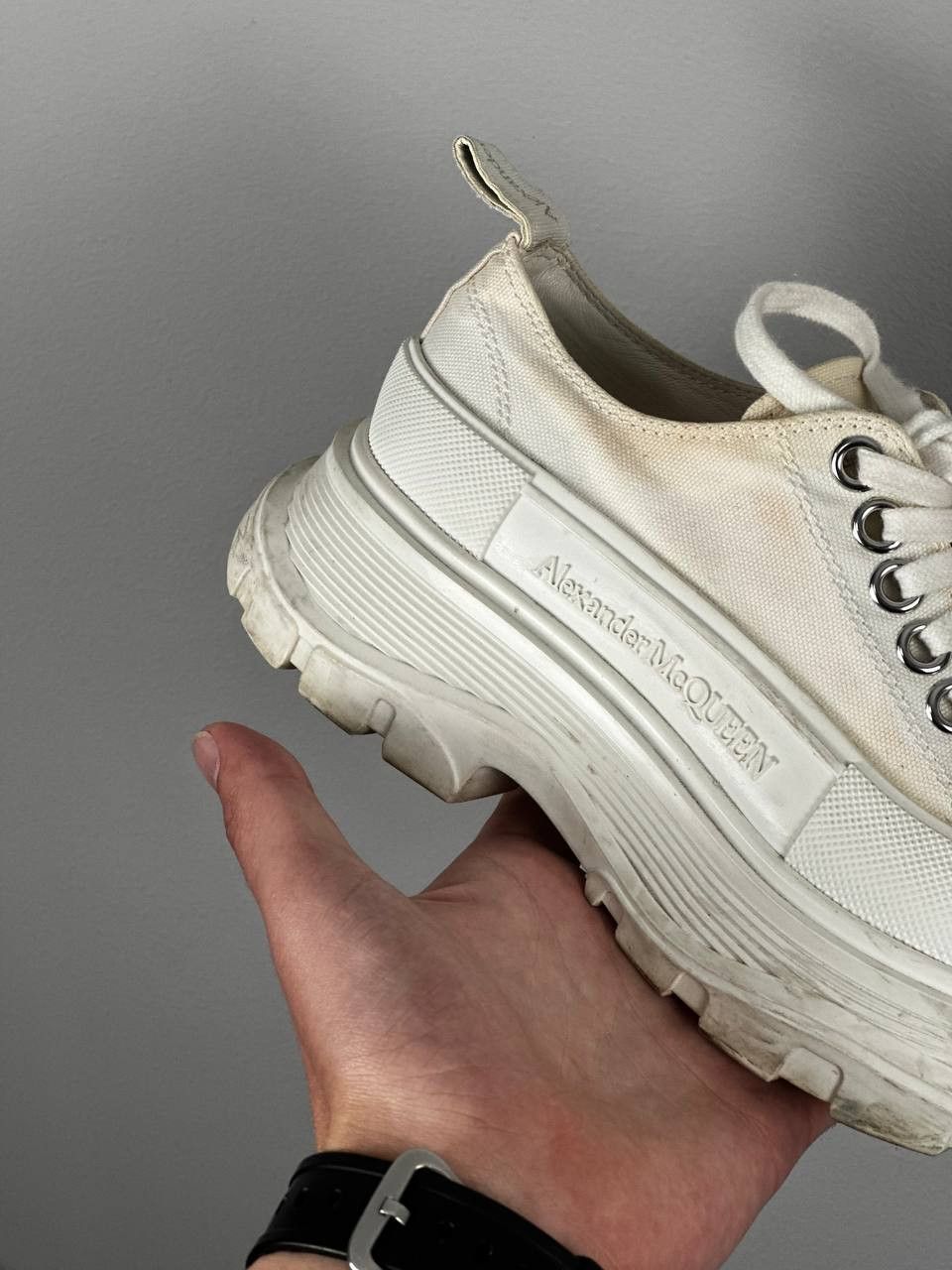 Alexander McQueen Alexander McQueen Tread Slick White Canvas Low Top Sneakers Size US 6 / IT 36 - 3 Thumbnail