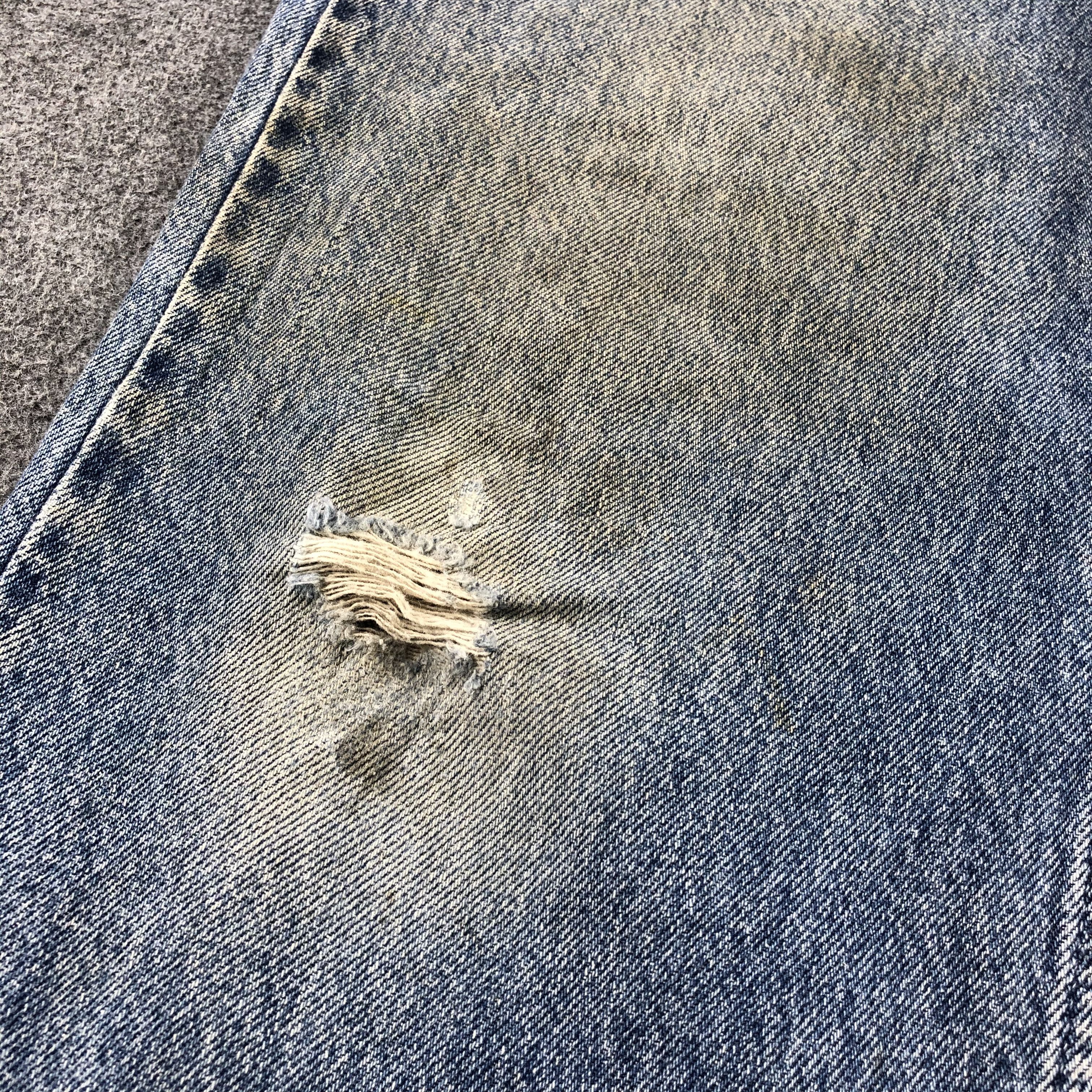 Levi's Vintage Blue Wash Levis Jeans-J2289 Size US 35 - 9 Thumbnail