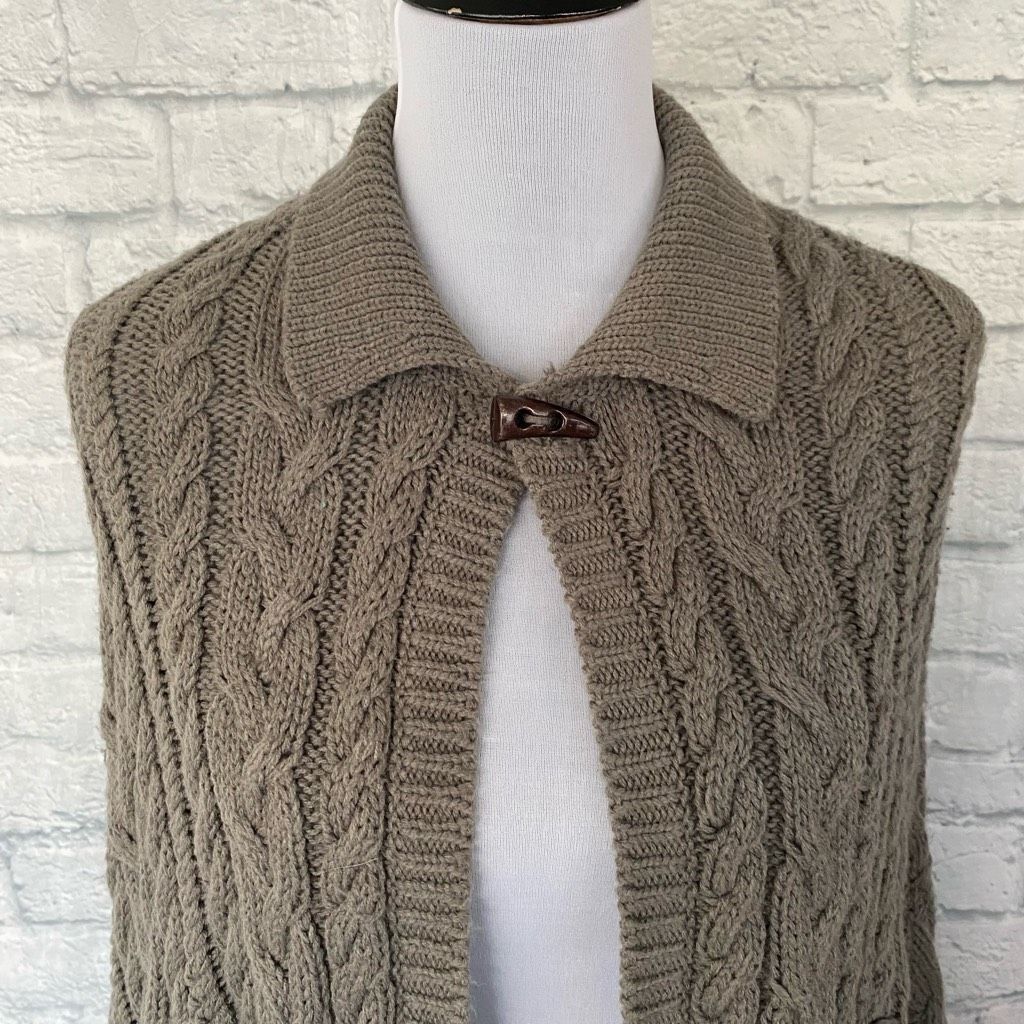 Other Collection XIIX LTd women S one button knit cape sweater Size S / US 4 / IT 40 - 2 Thumbnail
