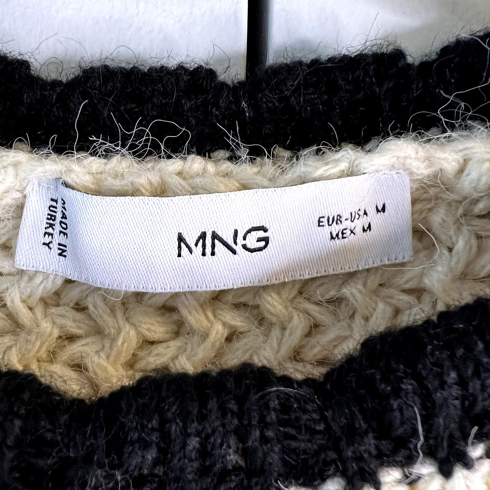 Mango Mango Sweater With Ruffled Openwork Details size M Ecru S1 Size M / US 6-8 / IT 42-44 - 5 Thumbnail