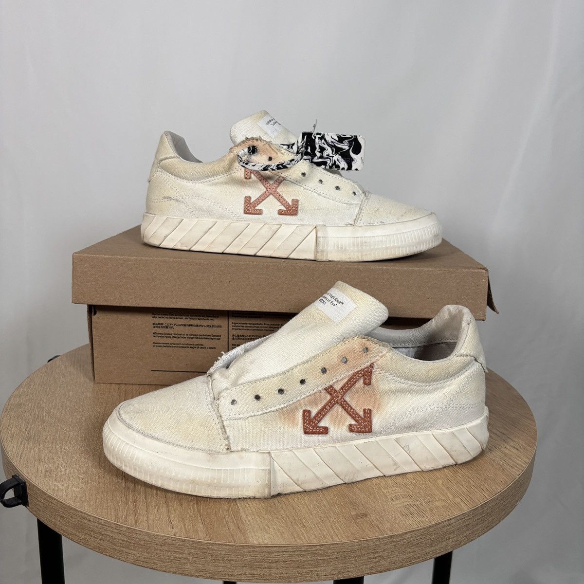 Off-White OFF-WHITE Vulc Low Eco Canvas USED EU41 Size US 8 / EU 41 - 1 Thumbnail