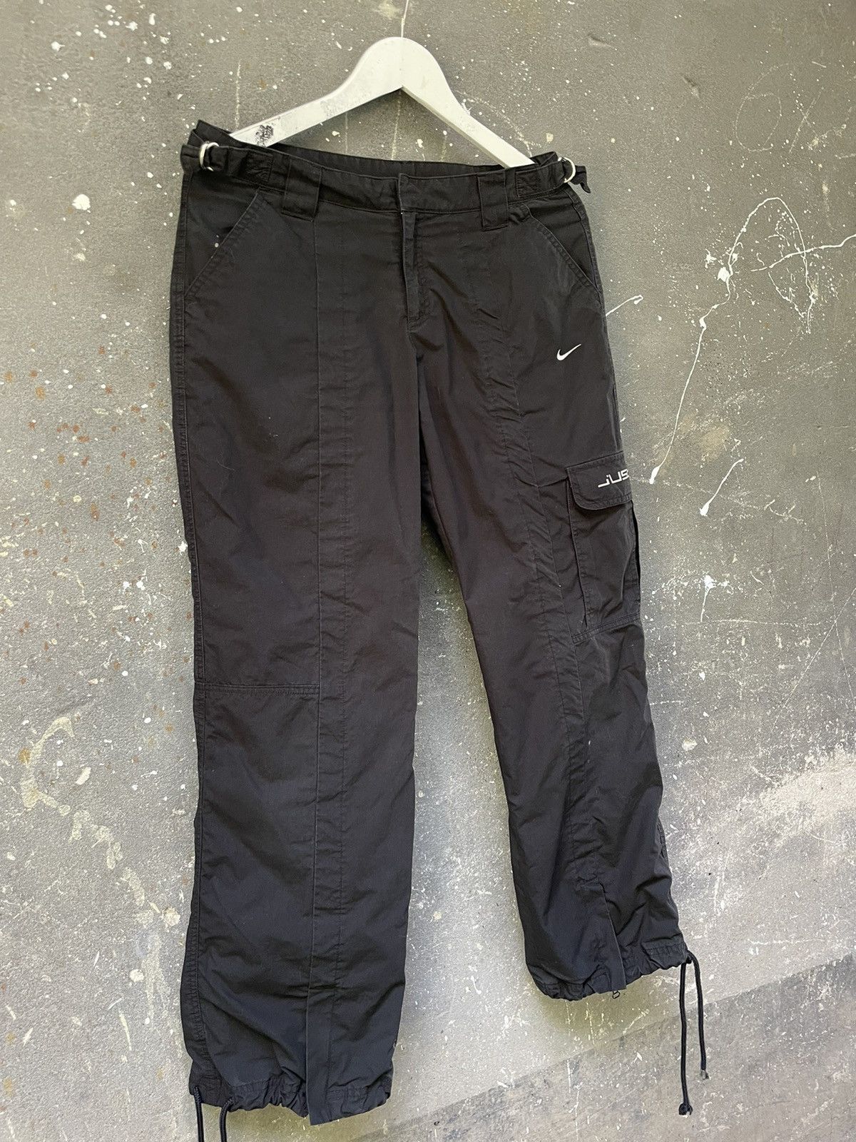 Nike × Vintage Vintage 00’s Nike Black Cargo Pants Y2K Swoosh RARE Size 32" / US 10 / IT 46 - 4 Thumbnail