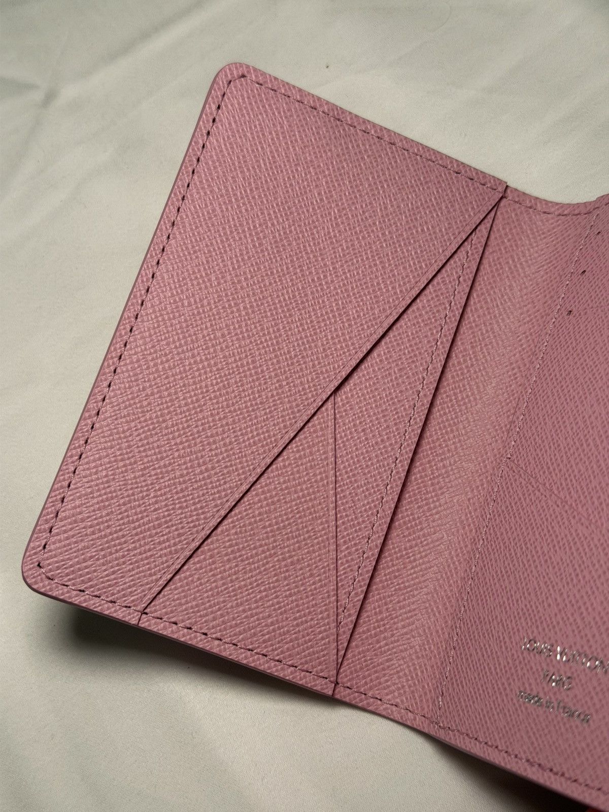 Louis Vuitton Louis Vuitton Skateboarding Pocket Organizer - Pink Leather Size ONE SIZE - 6 Thumbnail