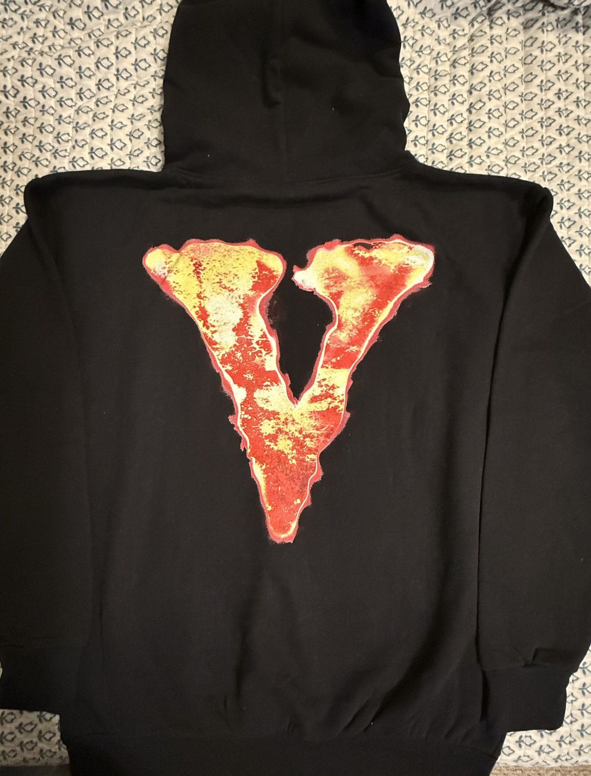 999 Club × Vlone Vlone x Juice WRLD Demon Hoodie size LG Size US L / EU 52-54 / 3 - 2 Thumbnail