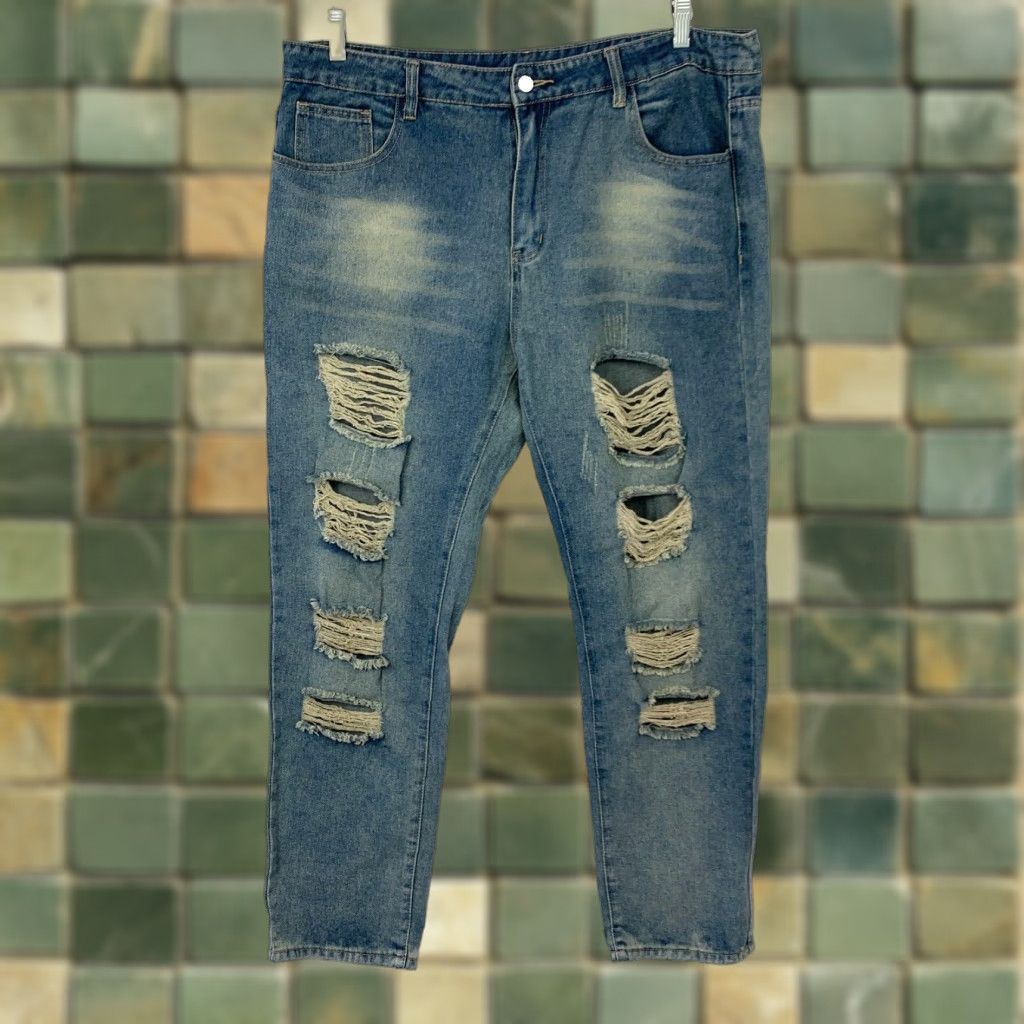 Shein G&J Destroyed Ripped Blue Jeans Size 38 Jeans Men Cotton Blend Denim 30 In Inseam Regular Stretch 85% Cotton 15% Polyester Blue Size US 38 / EU 54 - 1 Thumbnail