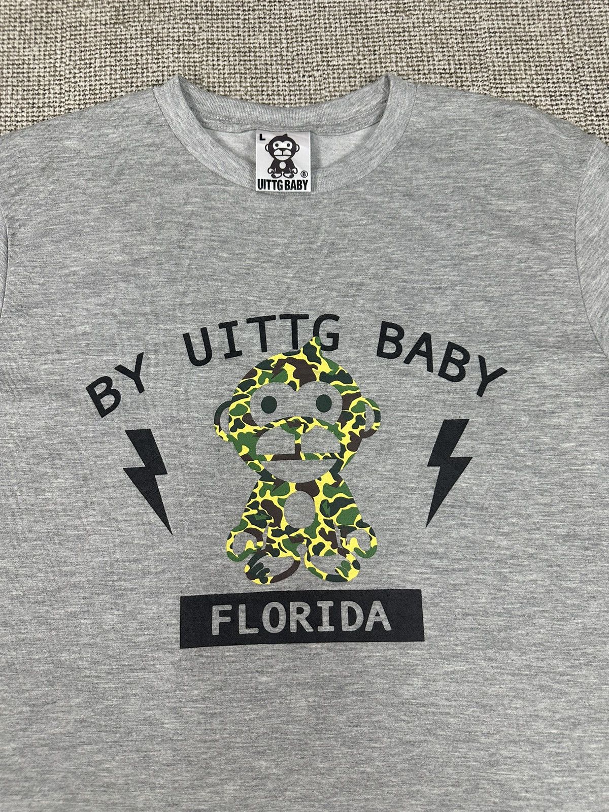 Japanese Brand UITTG Baby Milo Bape Florida Tshirt A956 Size US M / EU 48-50 / 2 - 3 Thumbnail