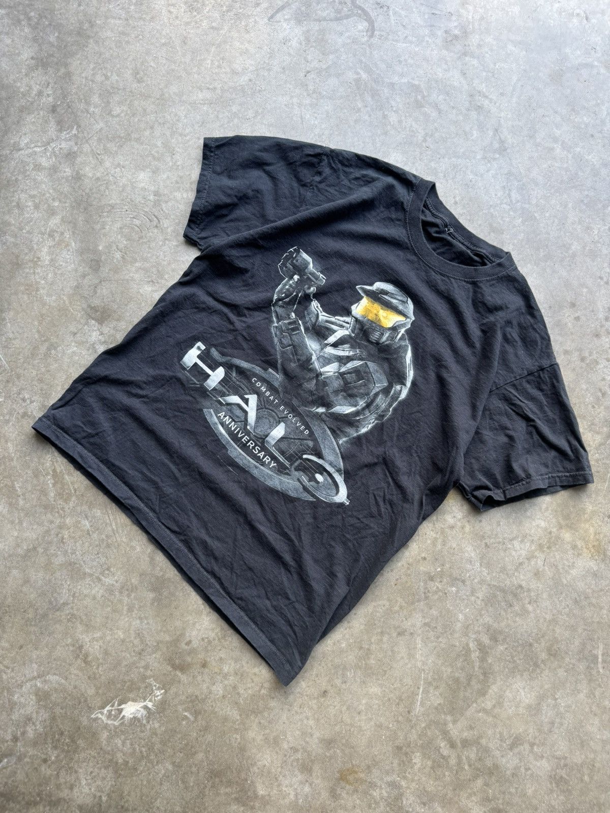 Vintage Vintage 2000’s Halo Anniversary Graphic Boxy Tee Size US L / EU 52-54 / 3 - 1 Thumbnail