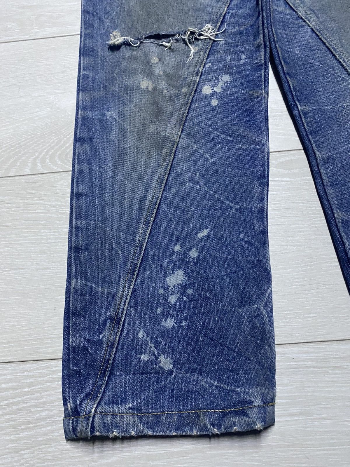 Japanese Brand Vintage Japanese Brand Acid Wash Thunder Distressed Style Size US 33 - 13 Thumbnail