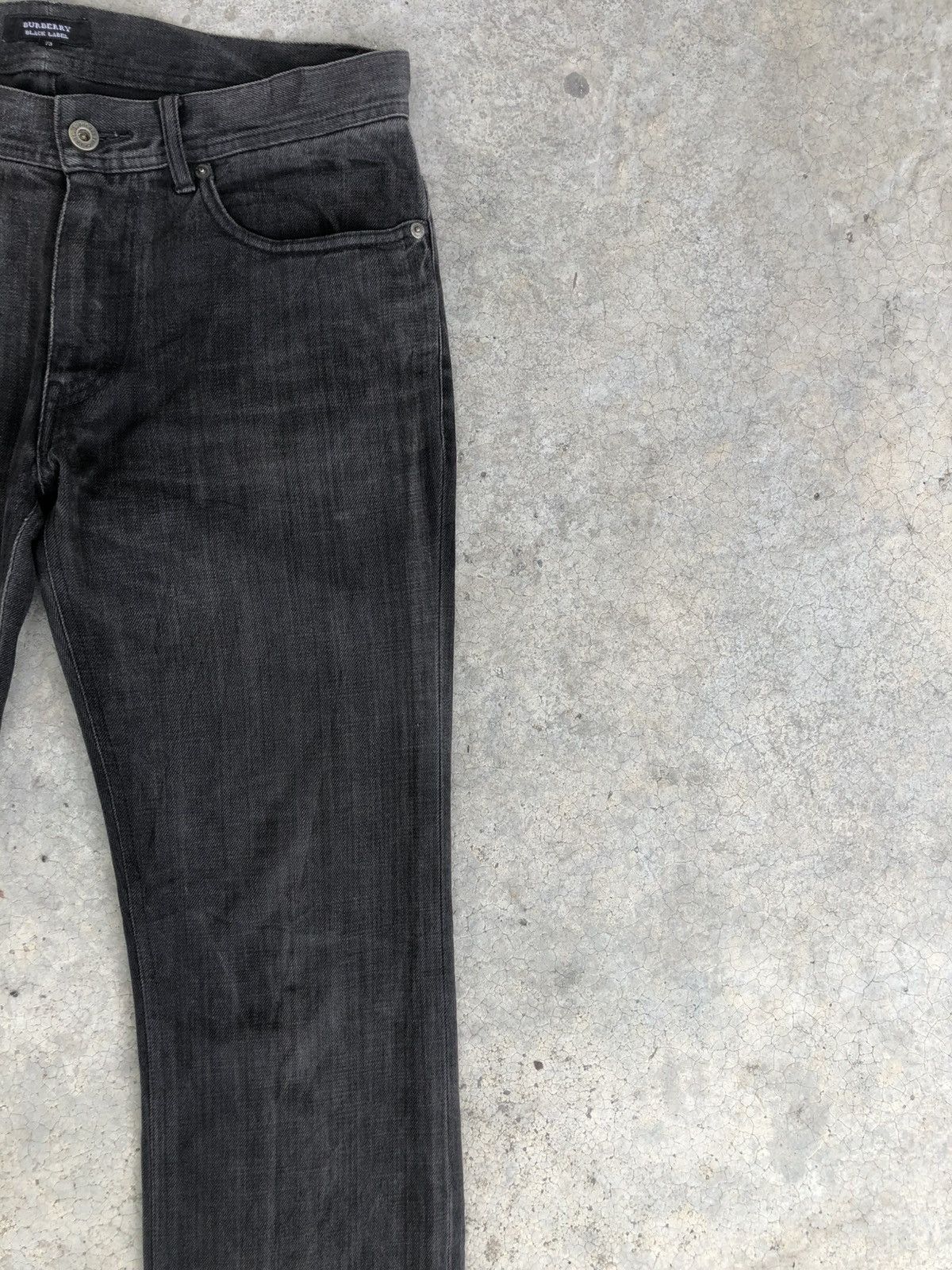Burberry Burberry Black Label Embroidered Logo Distressed Jeans Slim Size US 31 - 5 Thumbnail