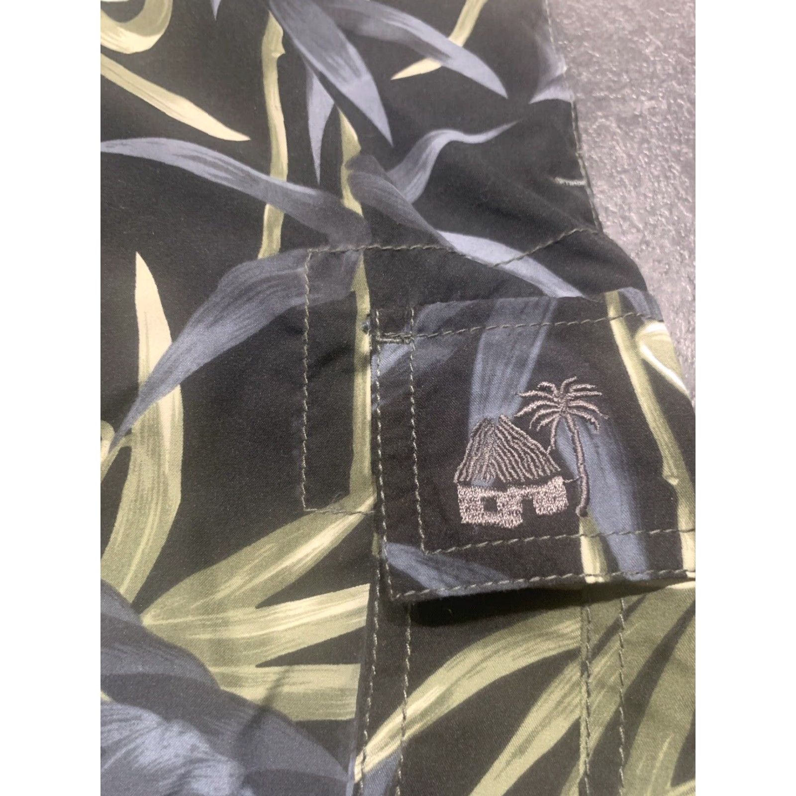 Swims Caribbean Joe Men's XL Lined Swim Shorts Beach Tropical Black Floral Cowboy NWT Size US 36 / EU 52 - 3 Thumbnail