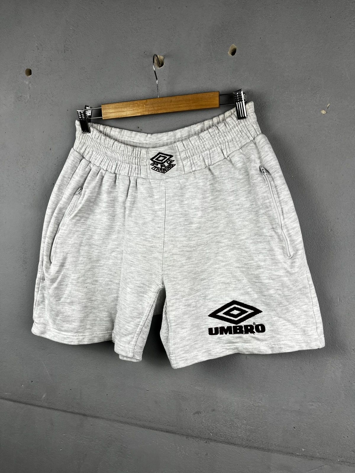 Umbro Umbro shorts vintage 90s Size US 31 - 11 Thumbnail