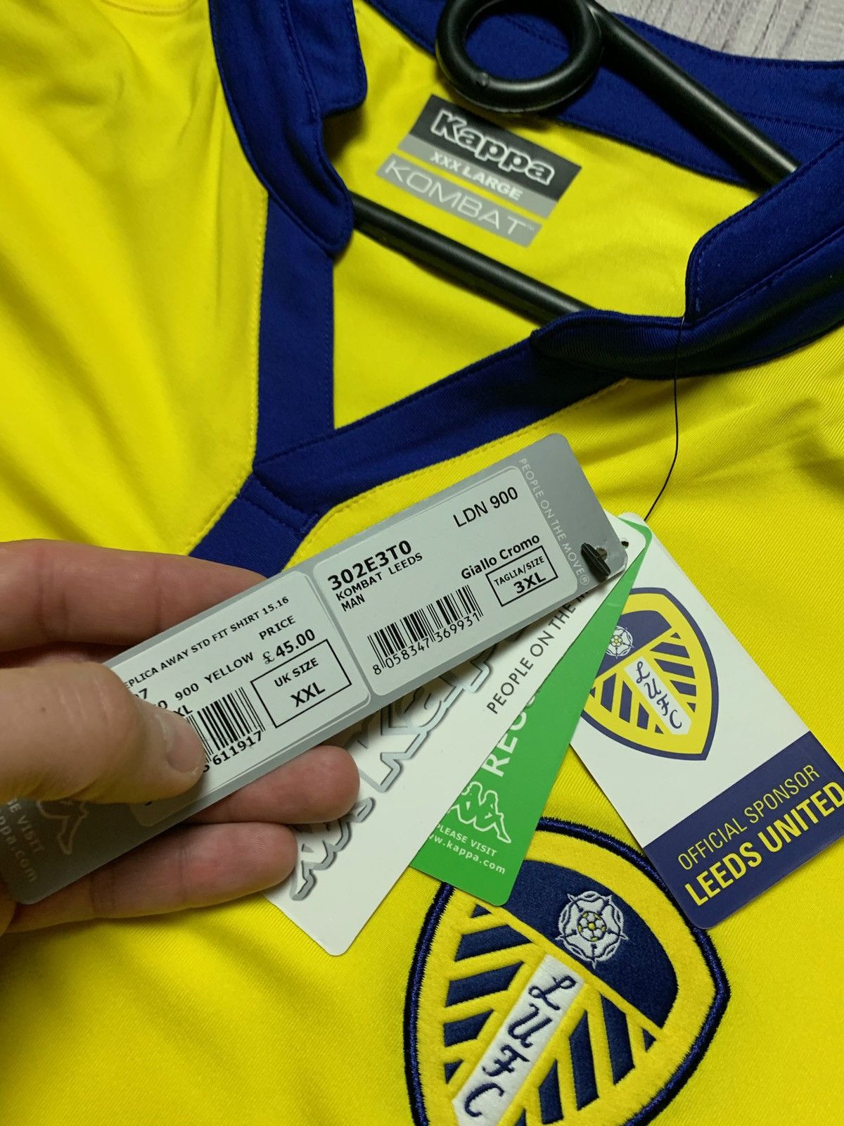 Kappa Kappa Leeds soccer jersey Size XL yellow Size US XL / EU 56 / 4 - 6 Thumbnail