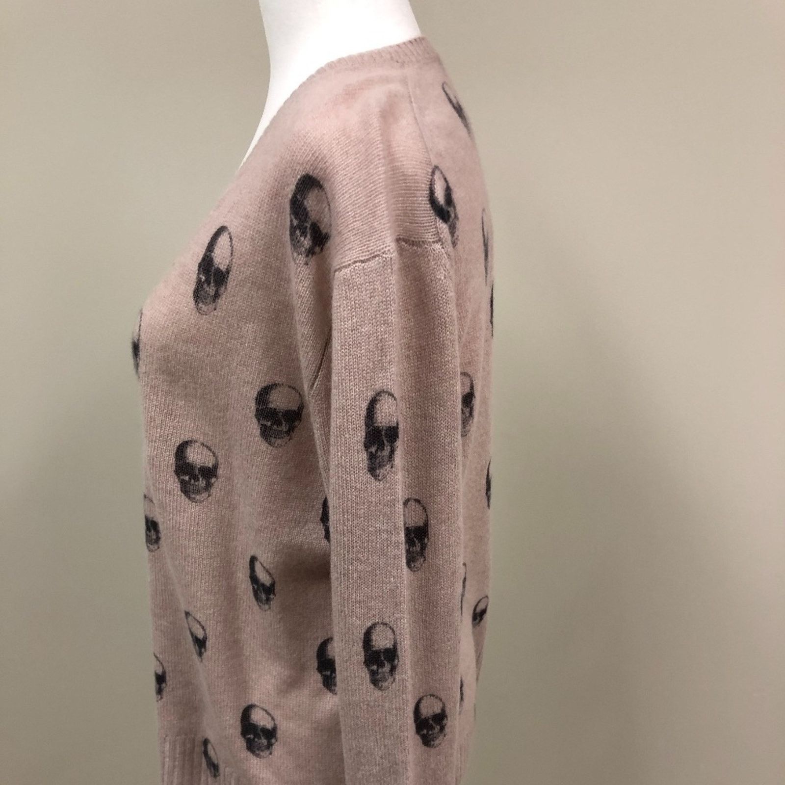 360Cashmere Skull Cashmere V Neck Sweater from 360 Cashmere Size S / US 4 / IT 40 - 2 Thumbnail