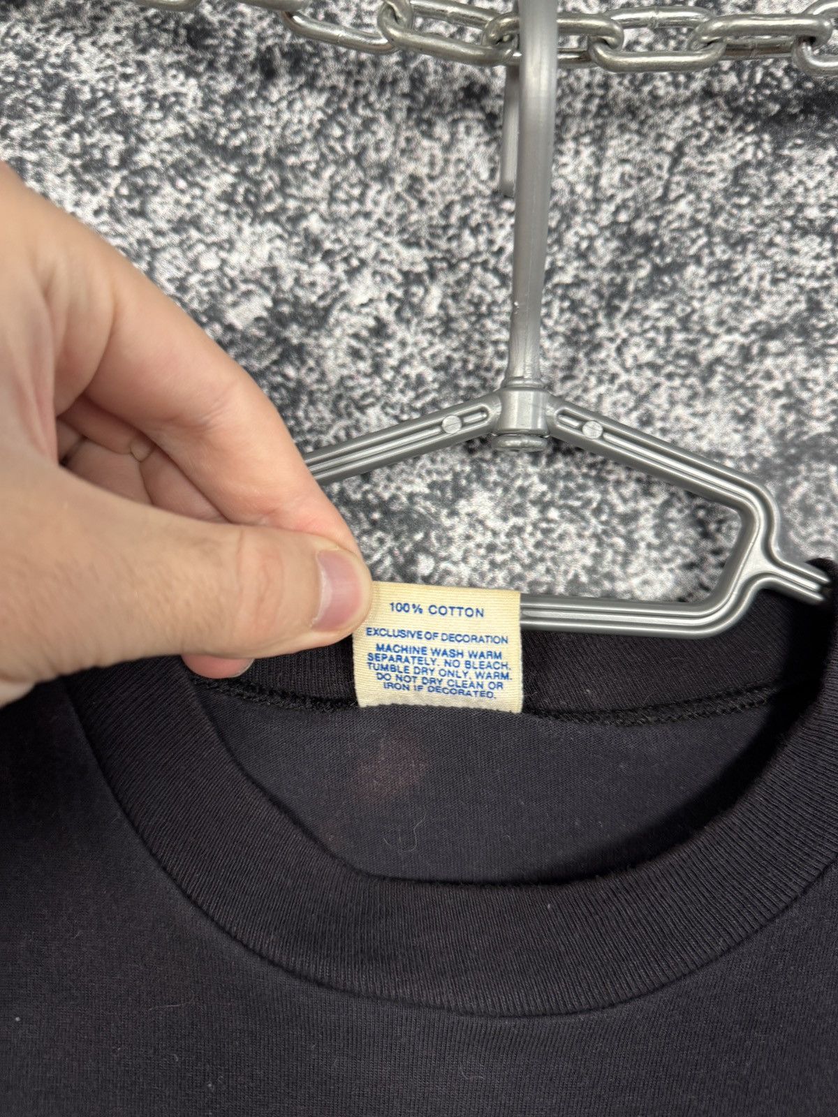 Disney × Vintage Men’s Disney Typhoon Lagoon Tee Made in USA Hammer Head Logo Size US S / EU 44-46 / 1 - 9 Thumbnail