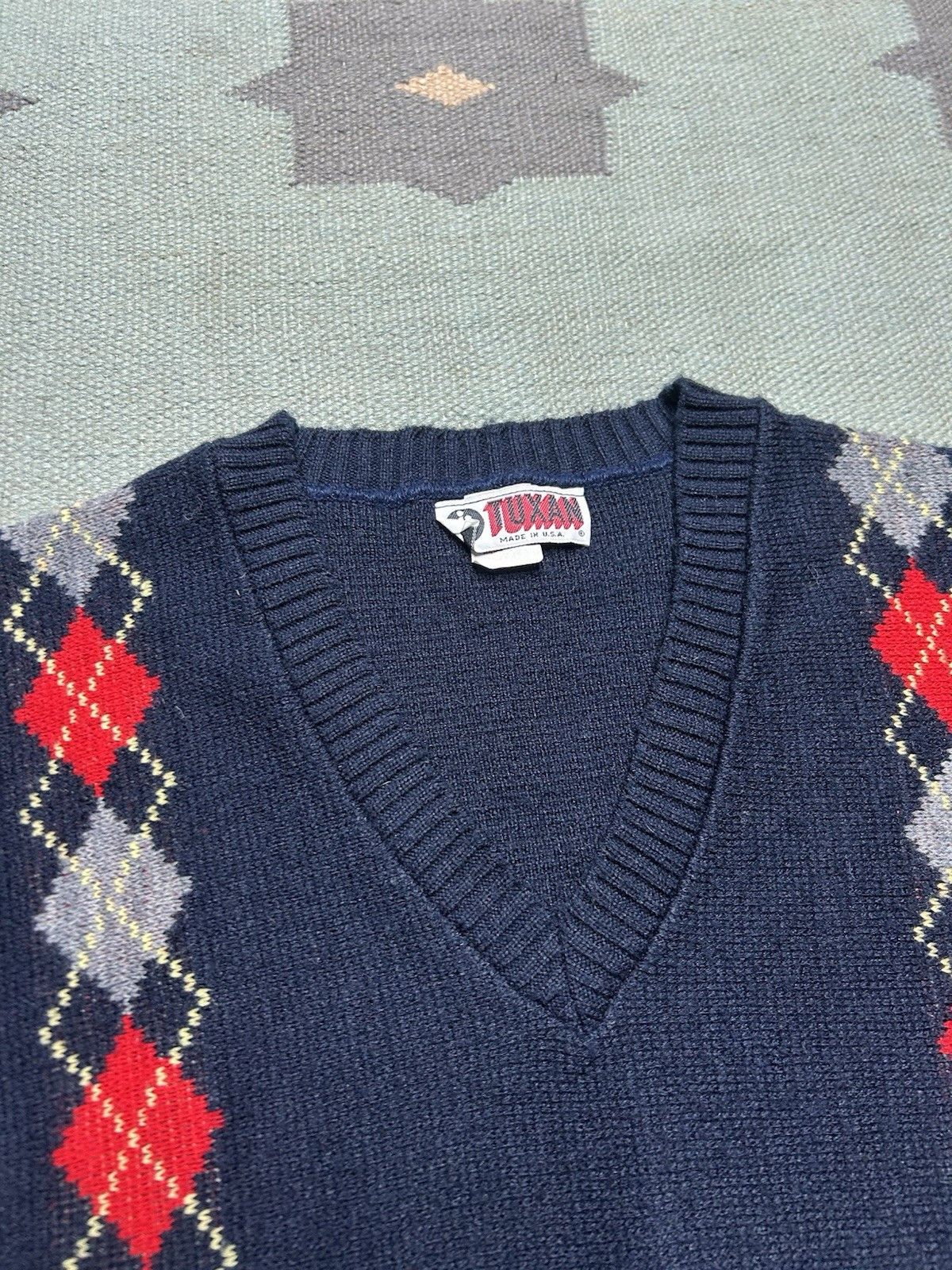 Vintage VTG 70s 80 acrylic knit sweater Tuxan argyle v neck XXL long Size US XXL / EU 58 / 5 - 3 Thumbnail