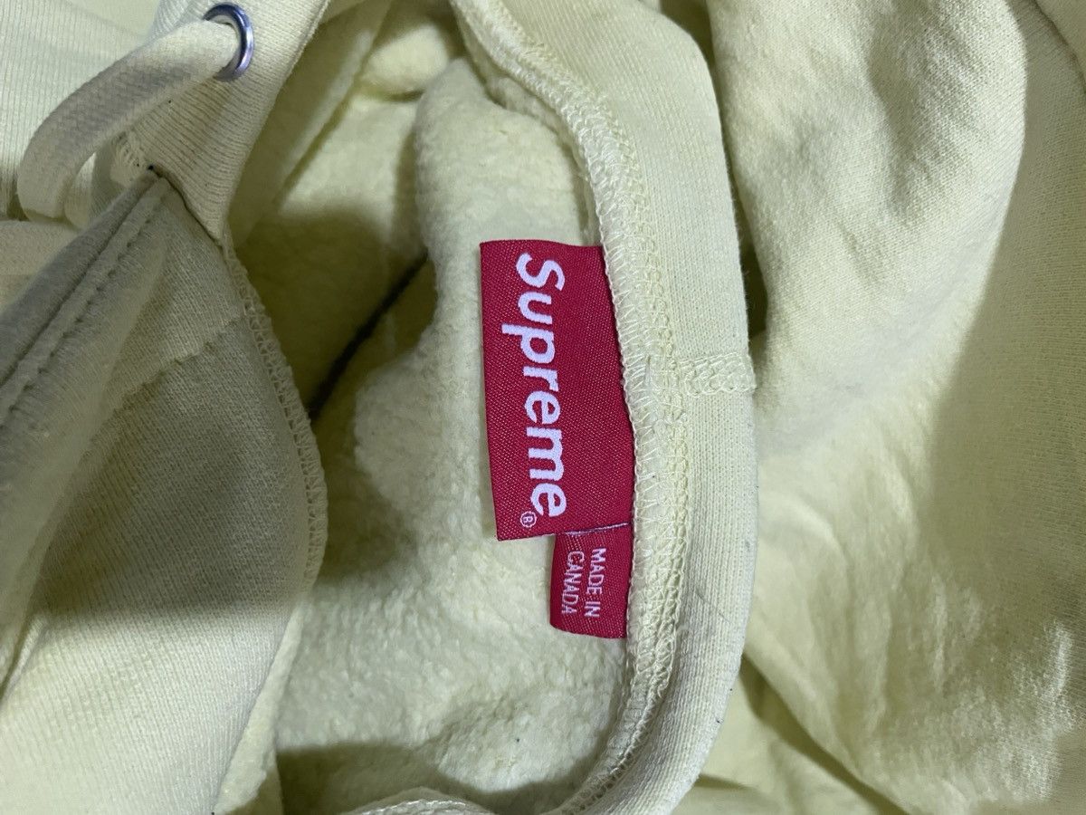 Kaws × Supreme Kaws Box Logo Size US M / EU 48-50 / 2 - 3 Thumbnail