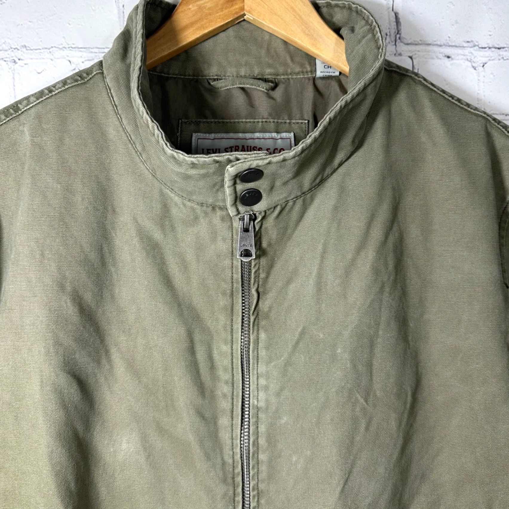 Levi's Levi's Mens Canvas Bomber Jacket Small Olive Green Full Zip Mock Neck Size US S / EU 44-46 / 1 - 2 Thumbnail