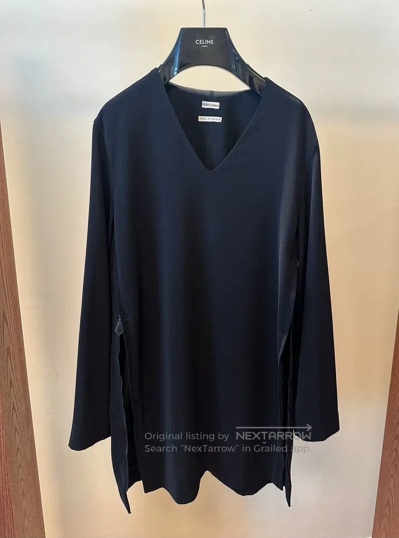 Hermes Hermes V-neck long-sleeve shirt Size S / US 4 / IT 40 - 1 Thumbnail
