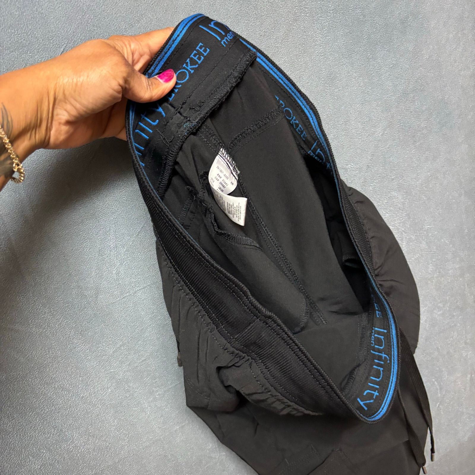 Cherokee Cherokee Infinity Men’s Black Scrub Joggers L Cargo Stretch Size US 34 / EU 50 - 10 Thumbnail