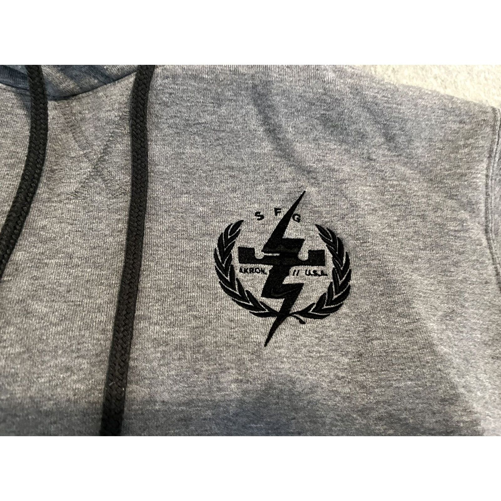 Nike Nike Hoodie Mens Medium Gray SFG Akron USA Basketball LeBron James Embroidered Logo Pullover Strive For Greatness Lakers Hoops Baller Gym Rat Size US M / EU 48-50 / 2 - 2 Thumbnail