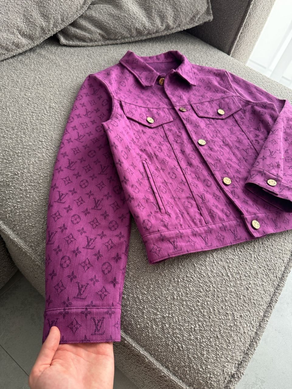 Louis Vuitton LOUIS VUITTON Monogram Denim Trucker Jacket RARE Size US S / EU 44-46 / 1 - 5 Thumbnail