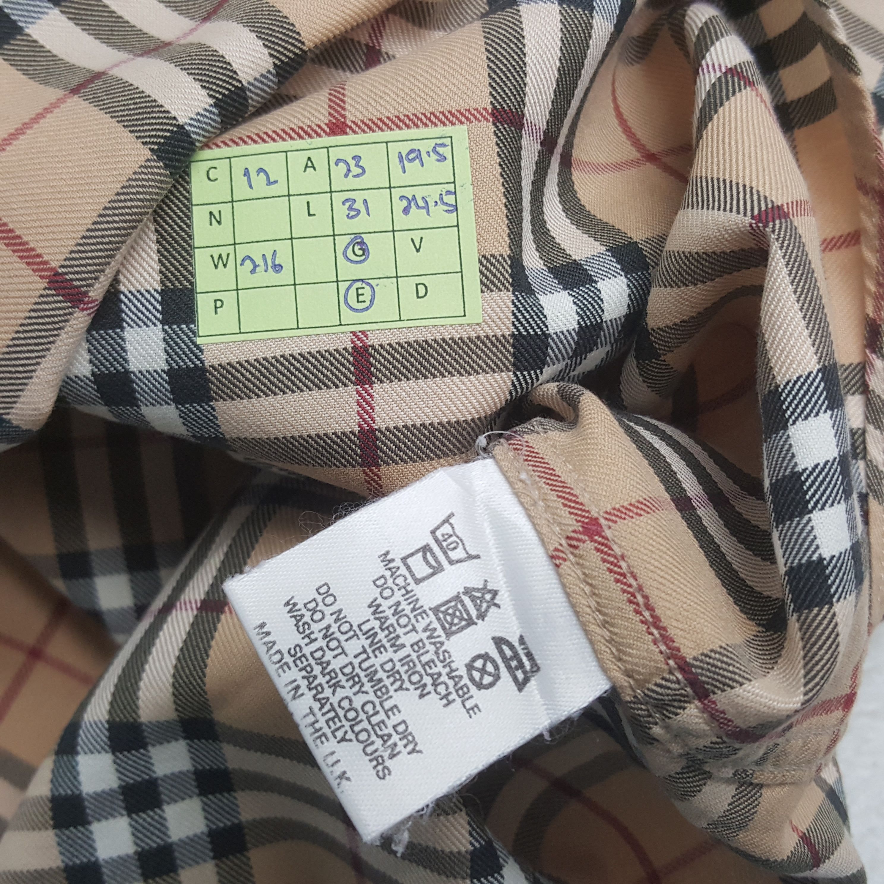 Burberry Vintage Burberry London Designer Shirt Button Up RR12 Size US XL / EU 56 / 4 - 7 Thumbnail