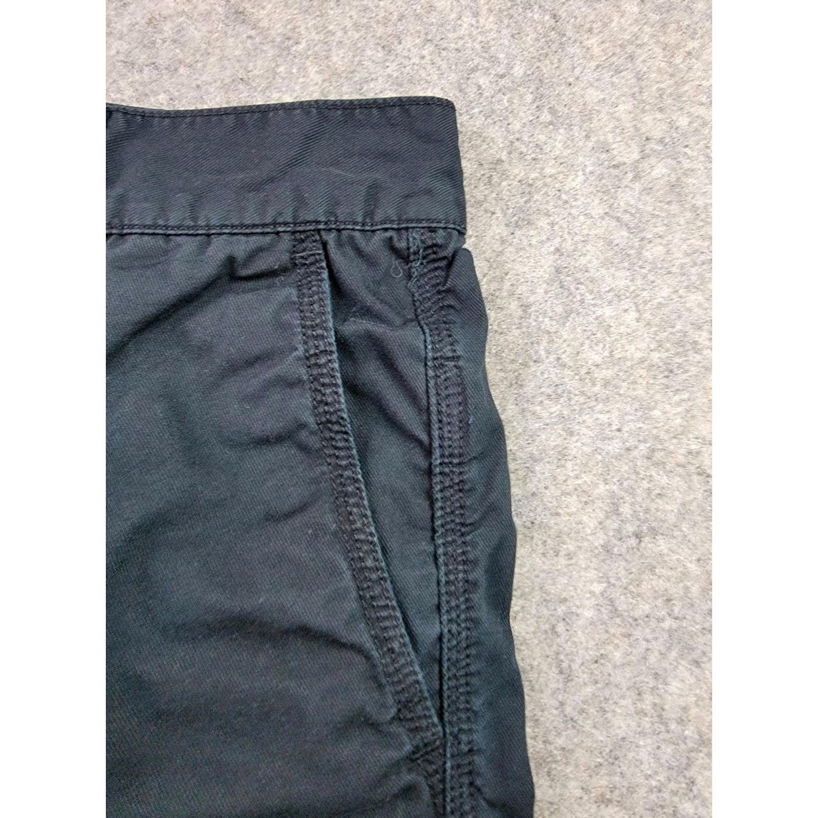 John Varvatos John Varvatos U.S.A. Shorts Mens 28 Black Cotton Twill Zip Fly Casual Chino Shorts, Flat Front, Pockets, VW Regular Fit, 8in Inseam, Solid, Mens Size US 28 / EU 44 - 3 Thumbnail
