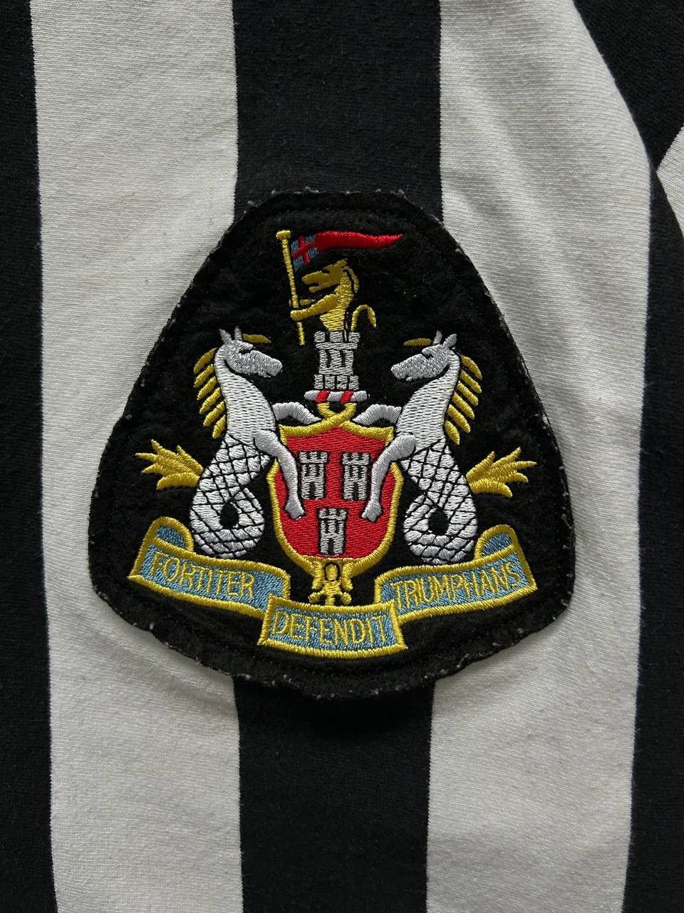 Vintage Vintage Newcastle United 1970 Soccer Retro Jersey Size US M / EU 48-50 / 2 - 2 Thumbnail