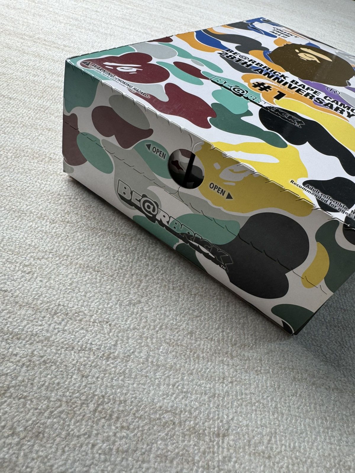 Bape Bearbrick bape 28th anniversary camo 1# sealed case 100% Size ONE SIZE - 2 Thumbnail
