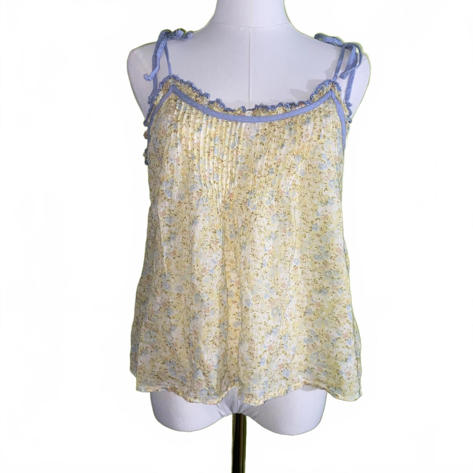 American Eagle Outfitters Y2K American Eagle Cottagecore Yellow Cami Top NWOT S Floral Size S / US 4 / IT 40 - 1 Thumbnail