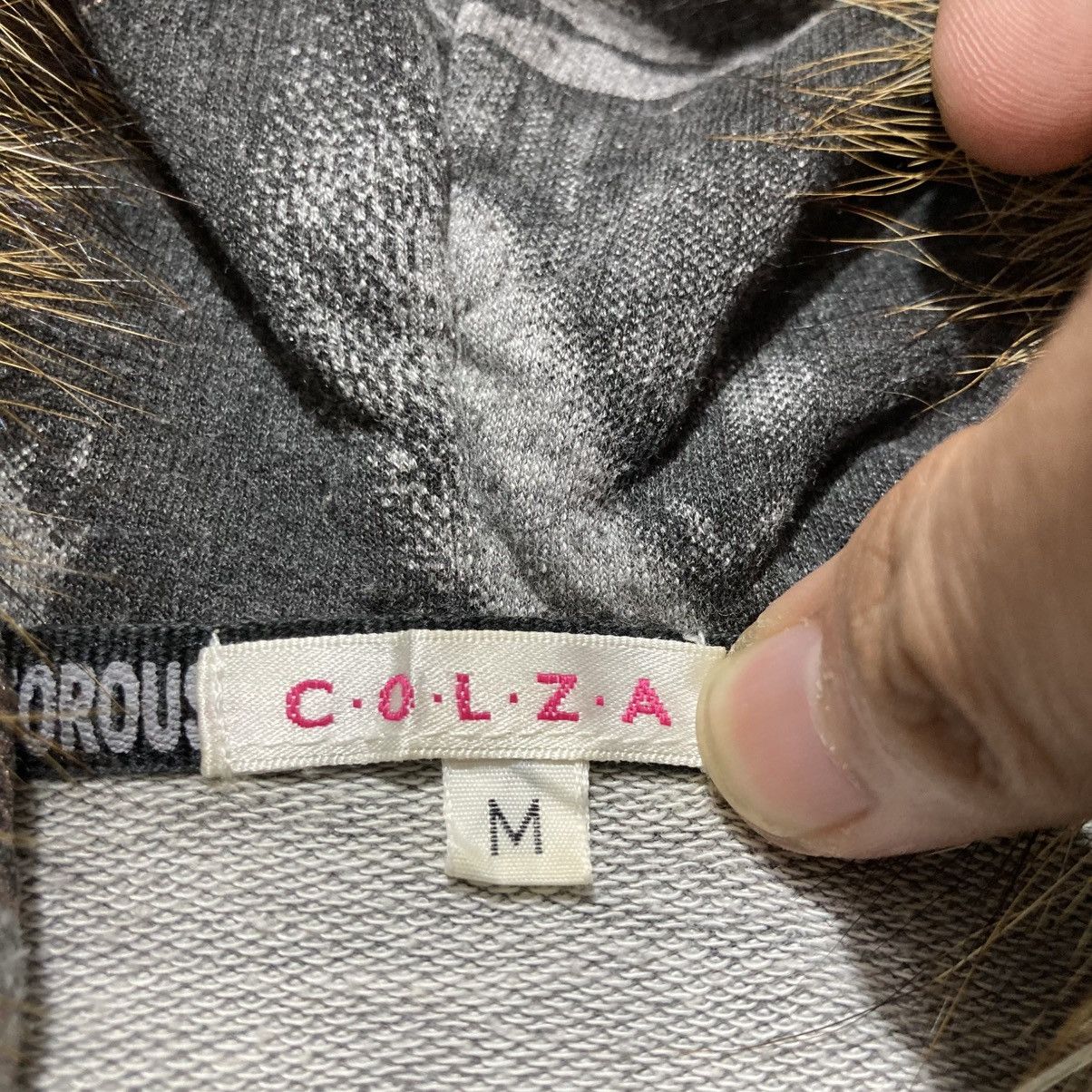 Japanese Brand 2000s Colza Girl Glamorous Aop Ziphoodie Beauty Beast Lgb Size US M / EU 48-50 / 2 - 14 Thumbnail