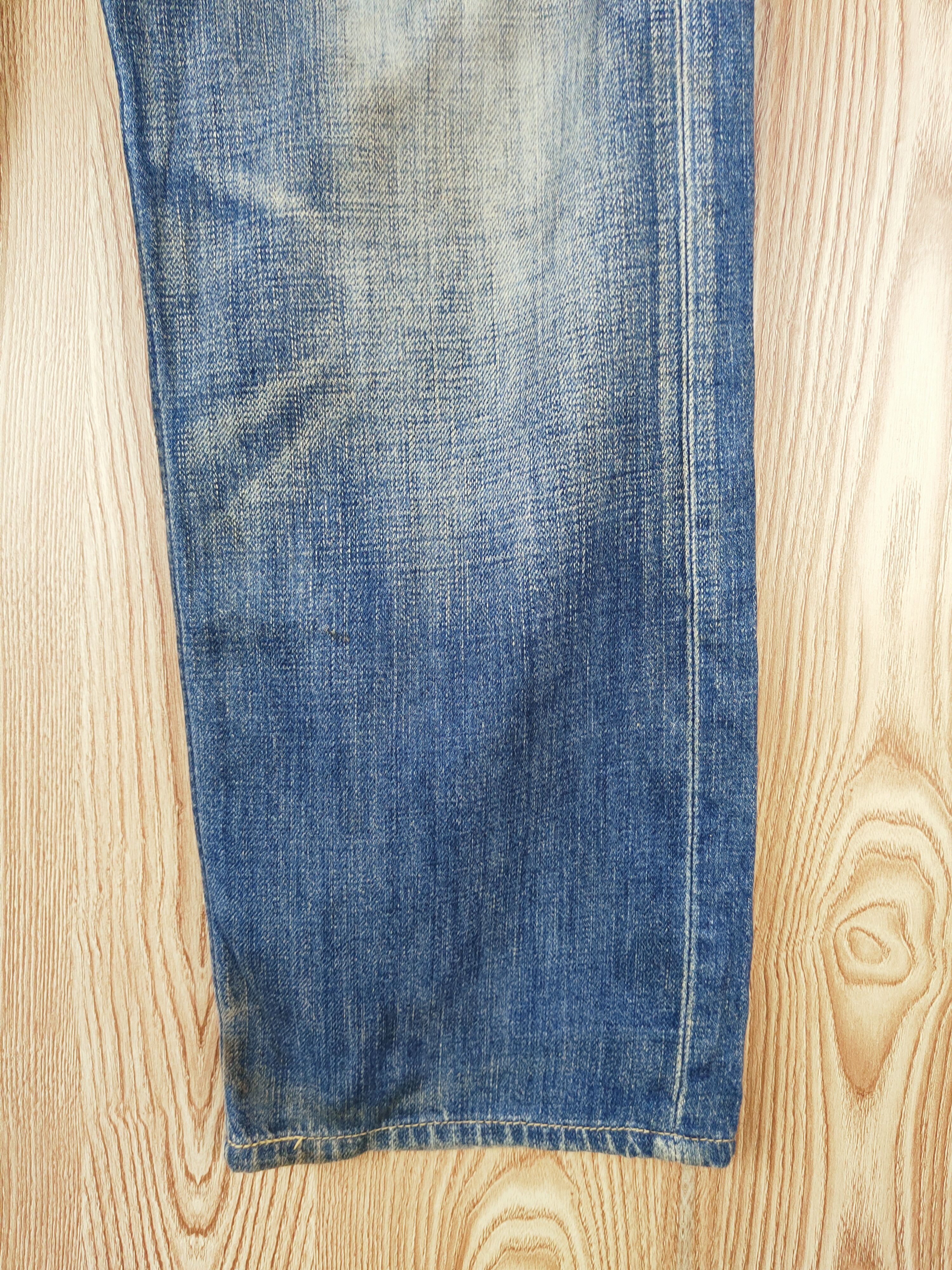 Levi's 503 Levi's Dark Blue Distressed Ripped Jeans #W494 Size US 31 - 7 Thumbnail
