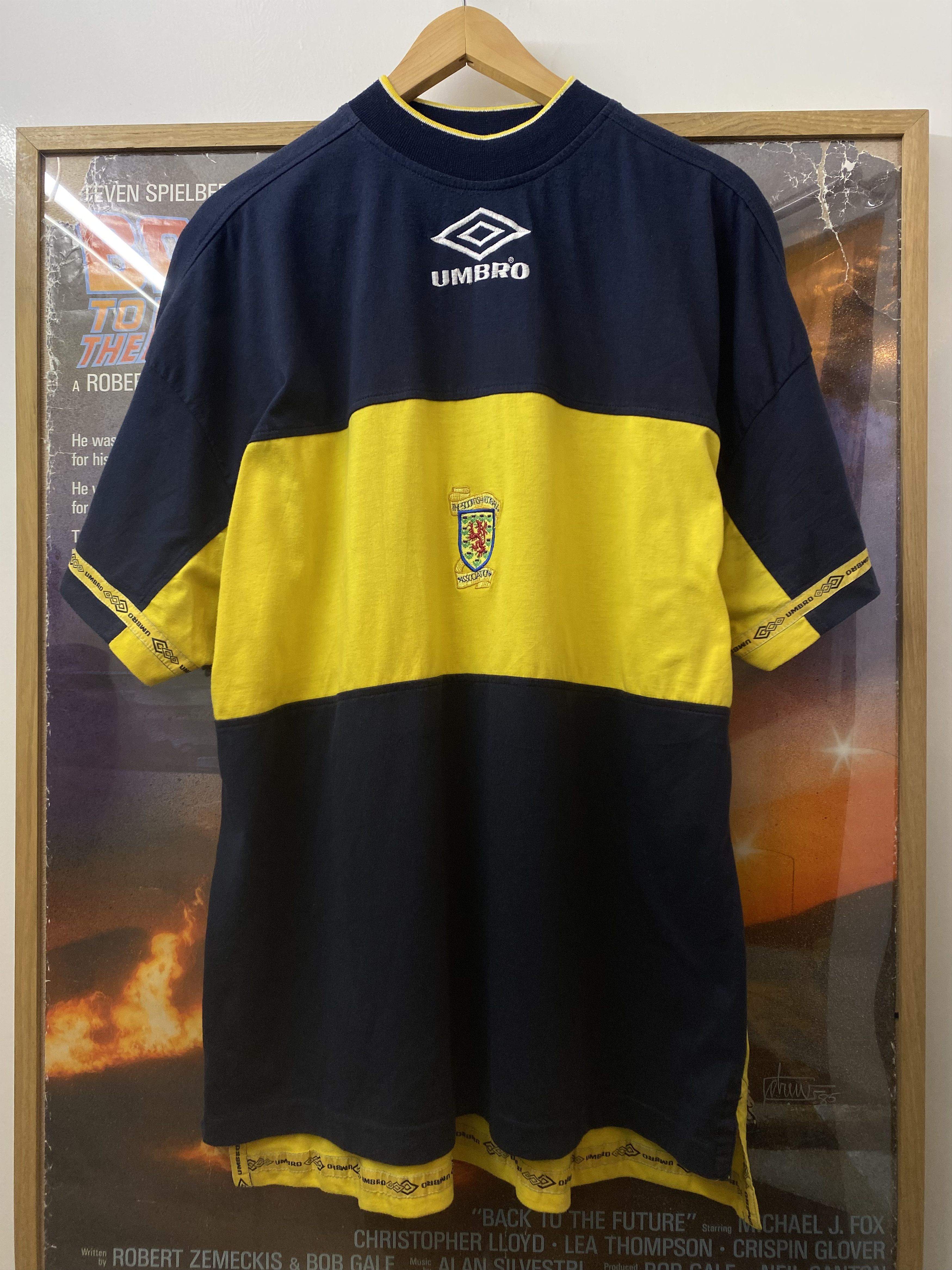 Umbro 1998/1999 Vintage Umbro Scotland Football Training Top Size US XL / EU 56 / 4 - 1 Thumbnail