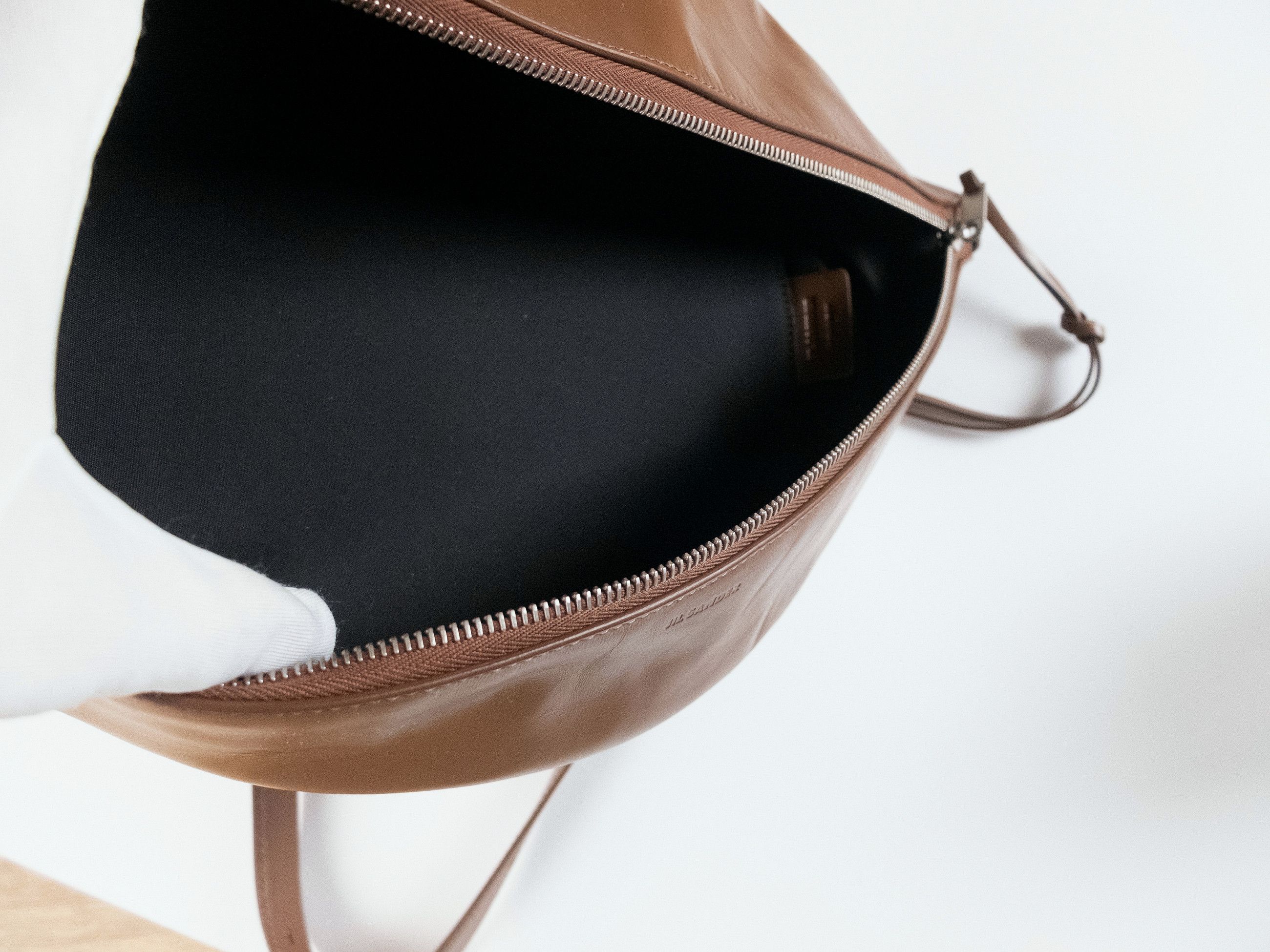 Jil Sander JIL SANDER medium brown leather Taco belt / crossbody bag Size ONE SIZE - 10 Thumbnail