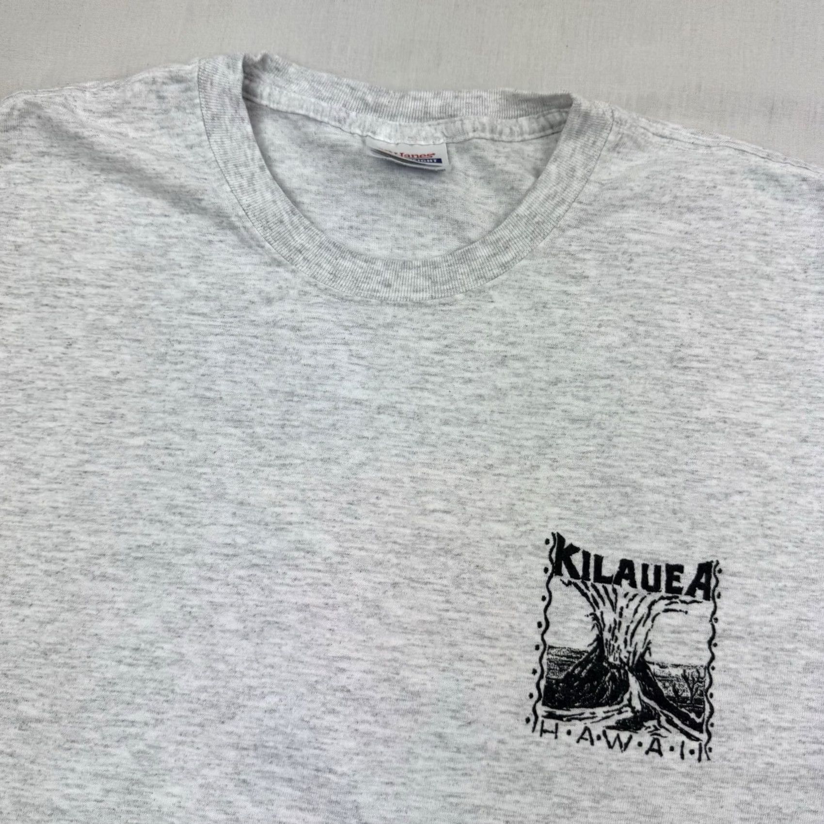 Hanes VINTAGE Hanes T-Shirt Men XL Gray 90s Nature Hawaiian USA Kilauea Hawaii Volcano Trees Mountains Shirt (Vintage) Mens Size US XL / EU 56 / 4 - 4 Thumbnail