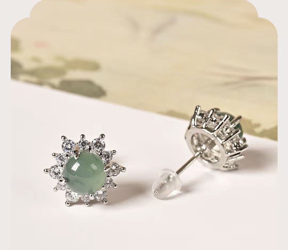 Other Light green jadeite earrings Size ONE SIZE - 3 Thumbnail