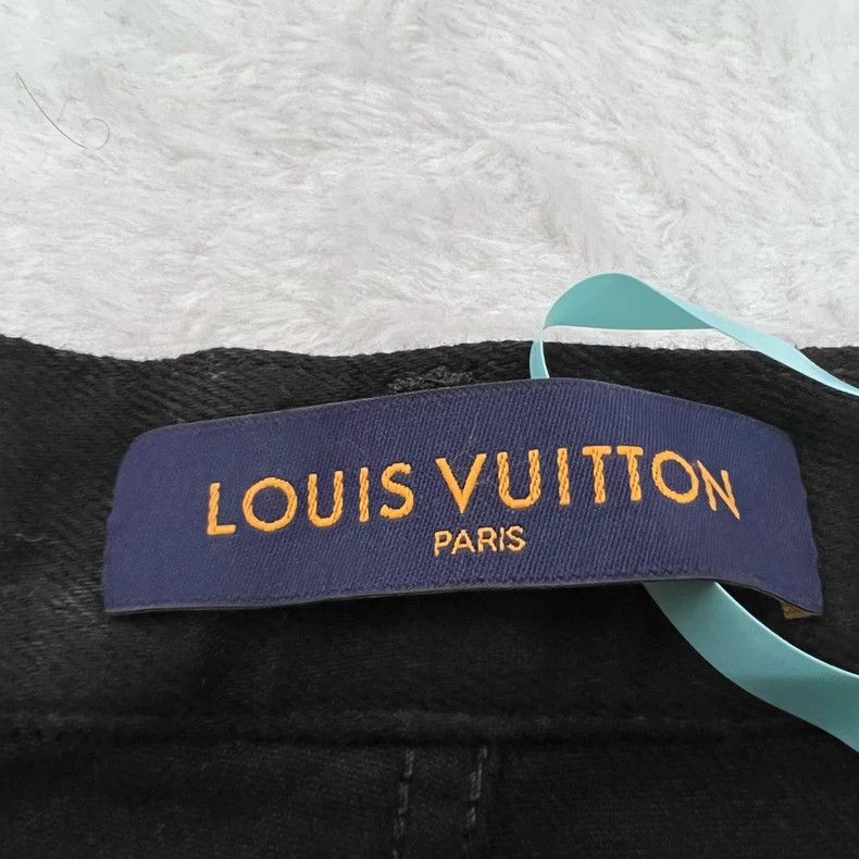 Louis Vuitton Louis Vuitton Black print overalls pants 2501-Nextarrow Size US 33 - 4 Thumbnail